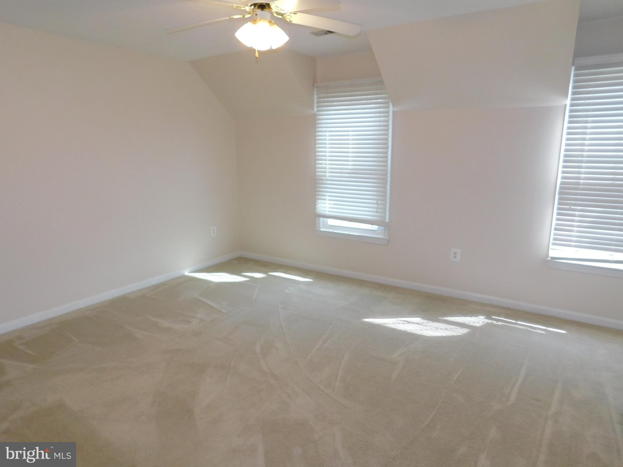 NORTH CLEARVIEW HEIGHTS - Residential Lease