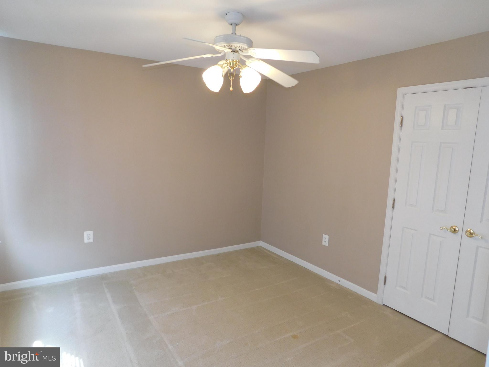 NORTH CLEARVIEW HEIGHTS - Residential Lease