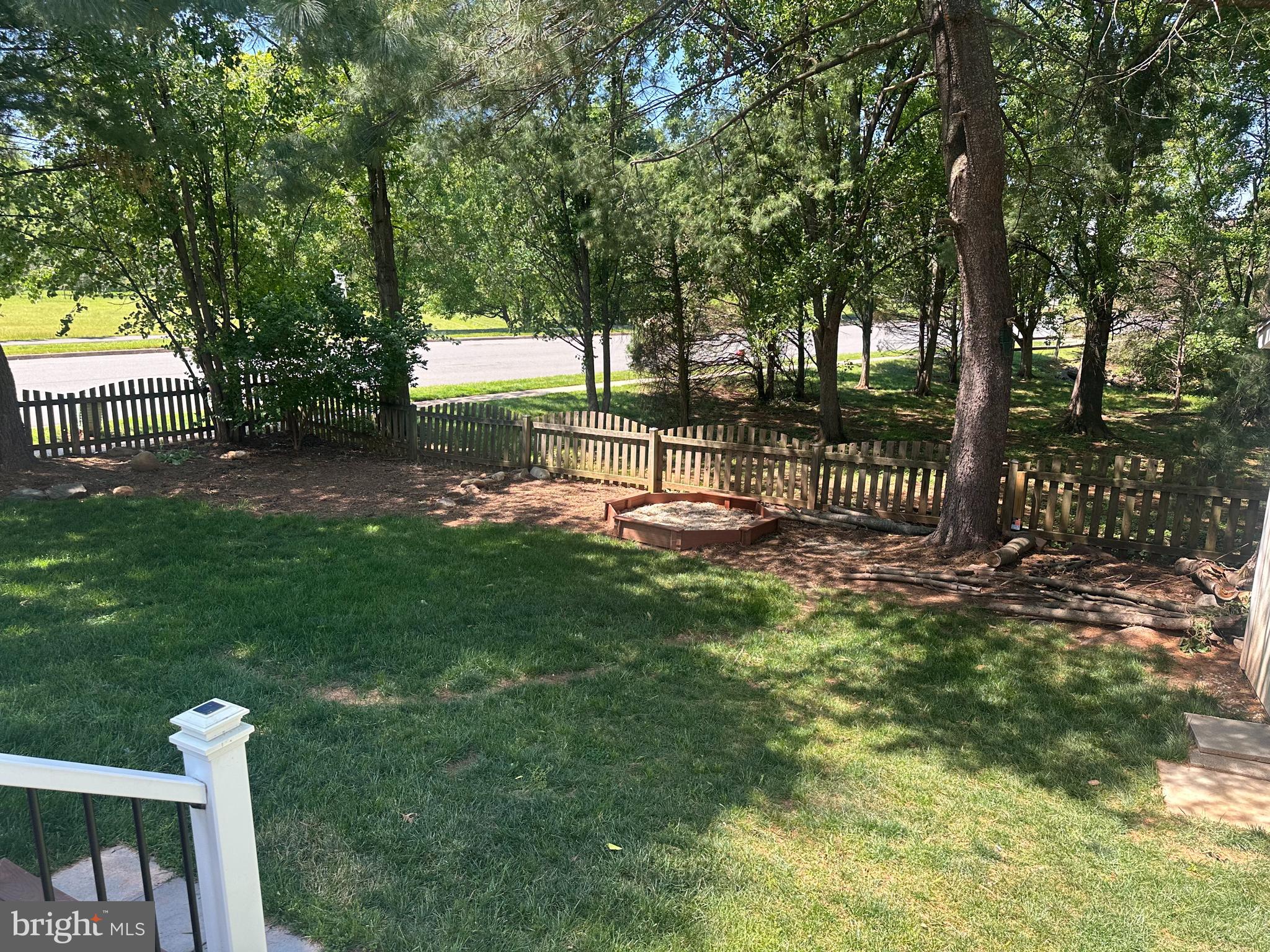 1 GLENGYLE LANE
