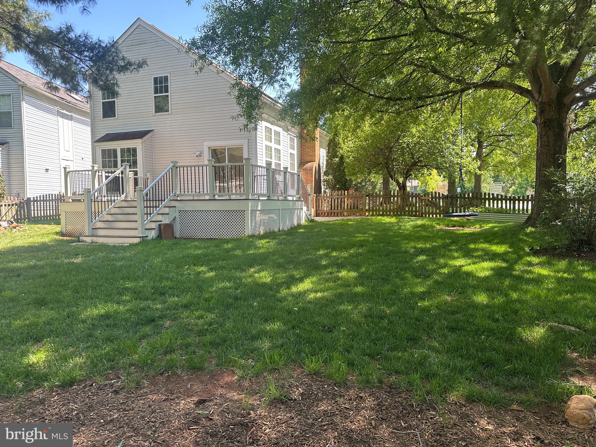 1 GLENGYLE LANE