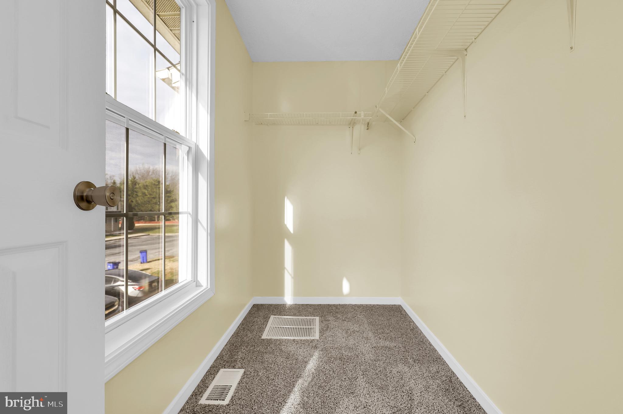 ROLLING MEADOWS - Residential