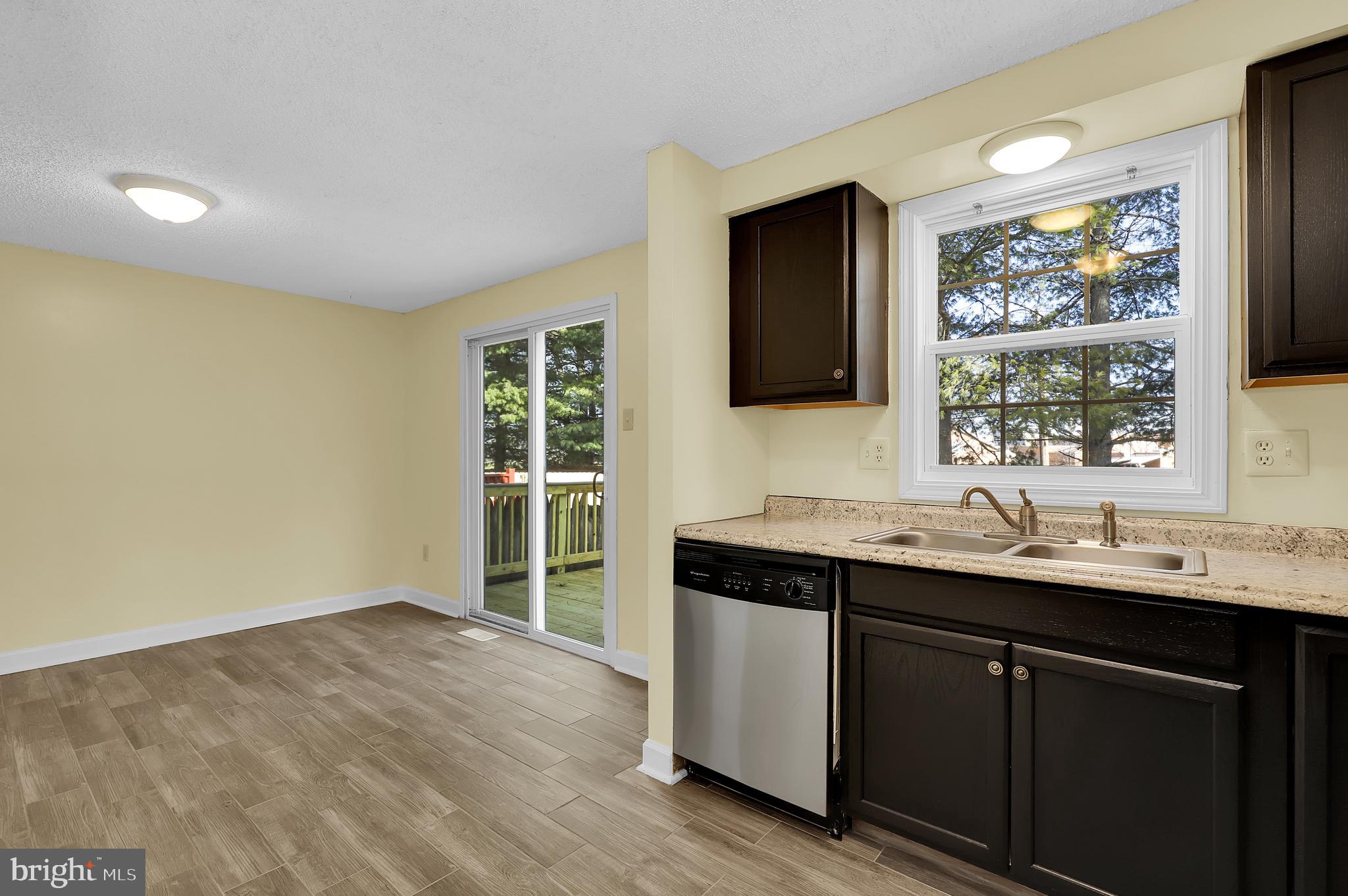 ROLLING MEADOWS - Residential