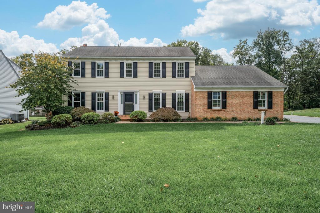 Photo of 136 Stonewyck Drive, LANCASTER, PA 17603 (MLS # PALA2077226)