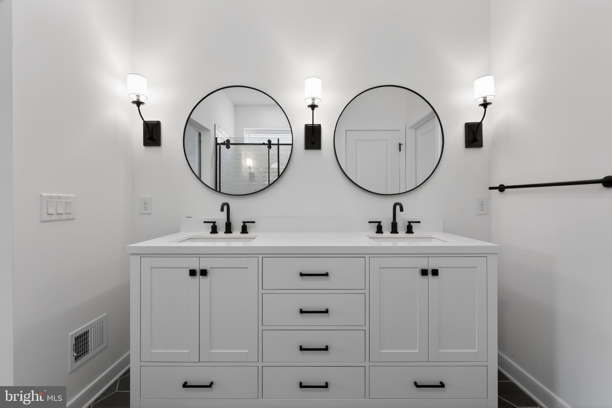 LIBERTY WEST - Residential