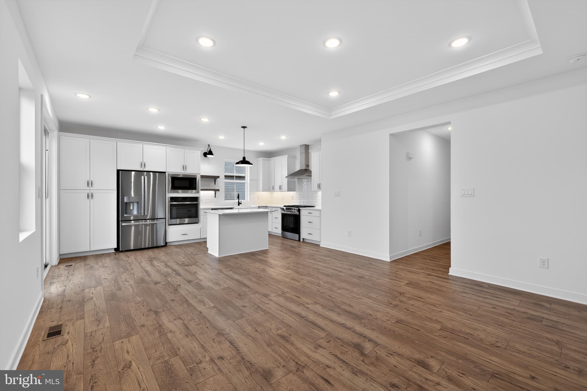 LIBERTY WEST - Residential