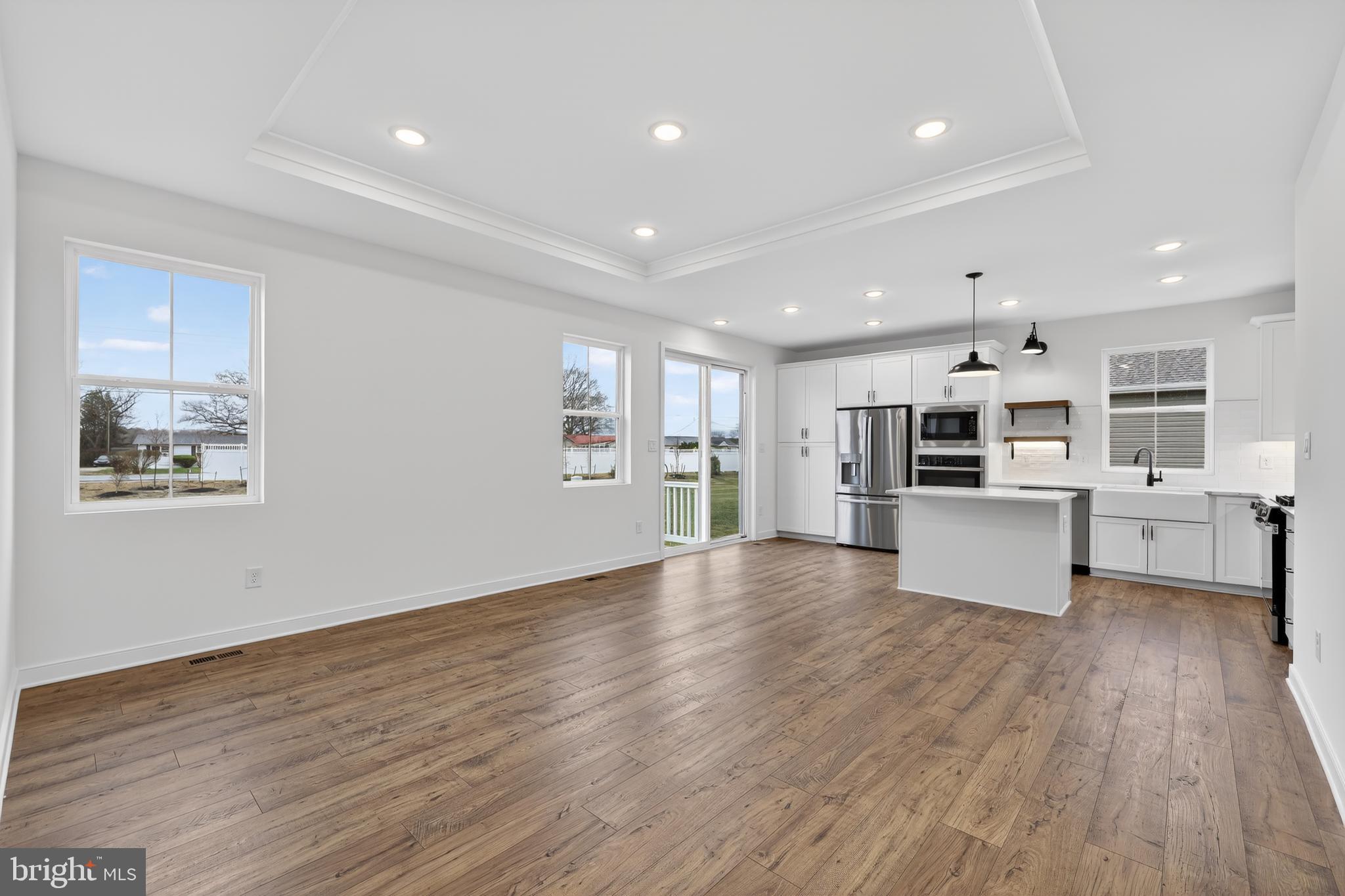 LIBERTY WEST - Residential