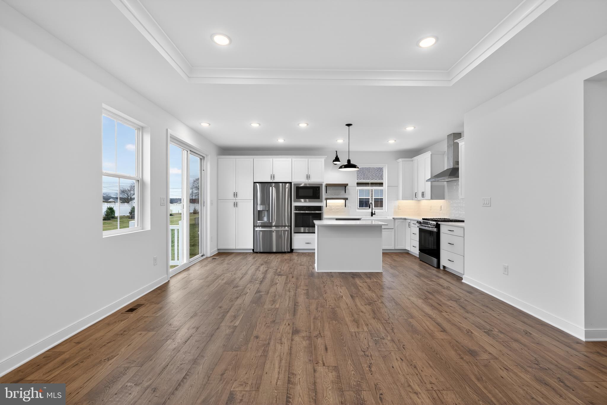 LIBERTY WEST - Residential