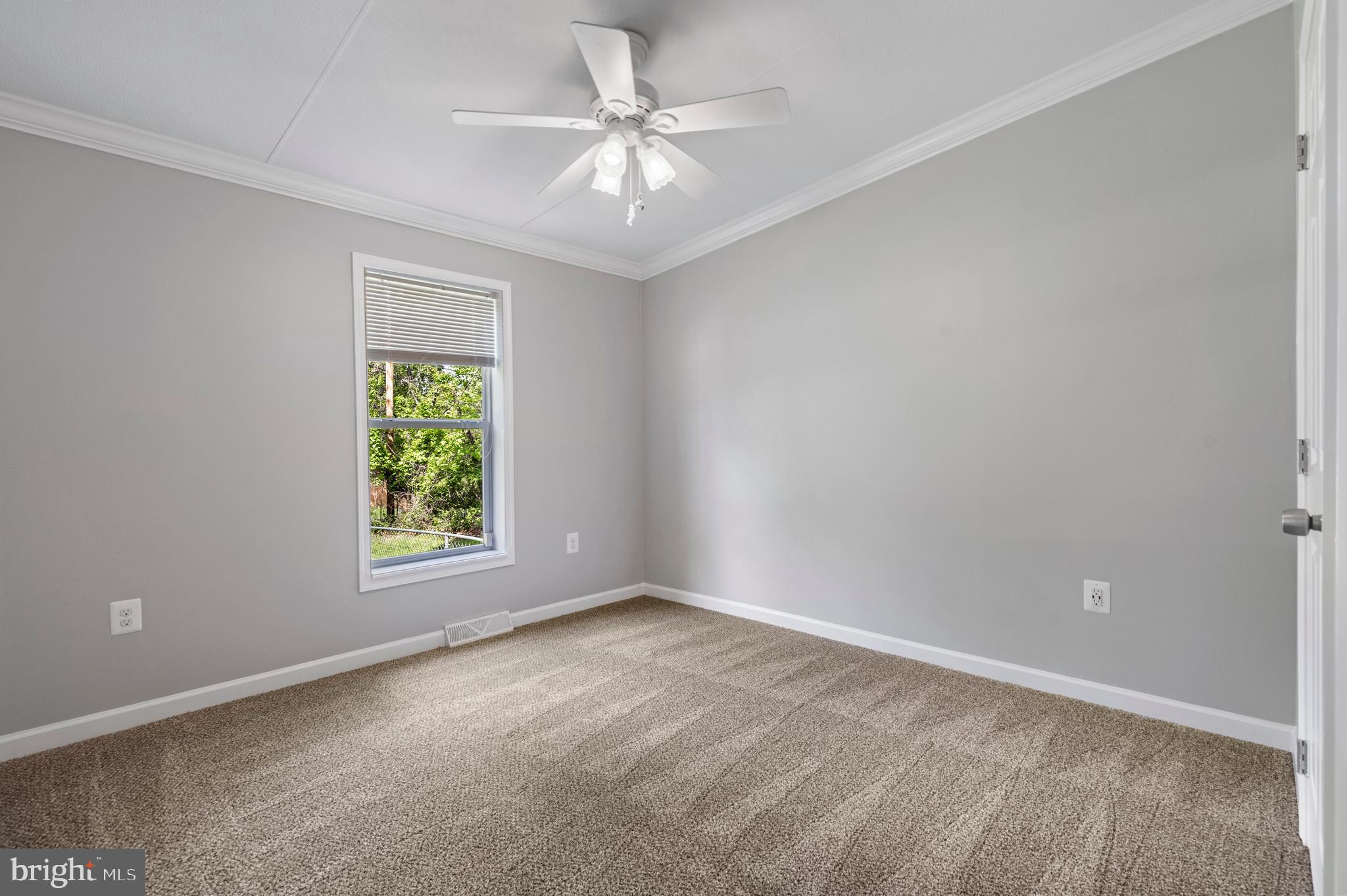 KEYES FERRY ACRES - Residential