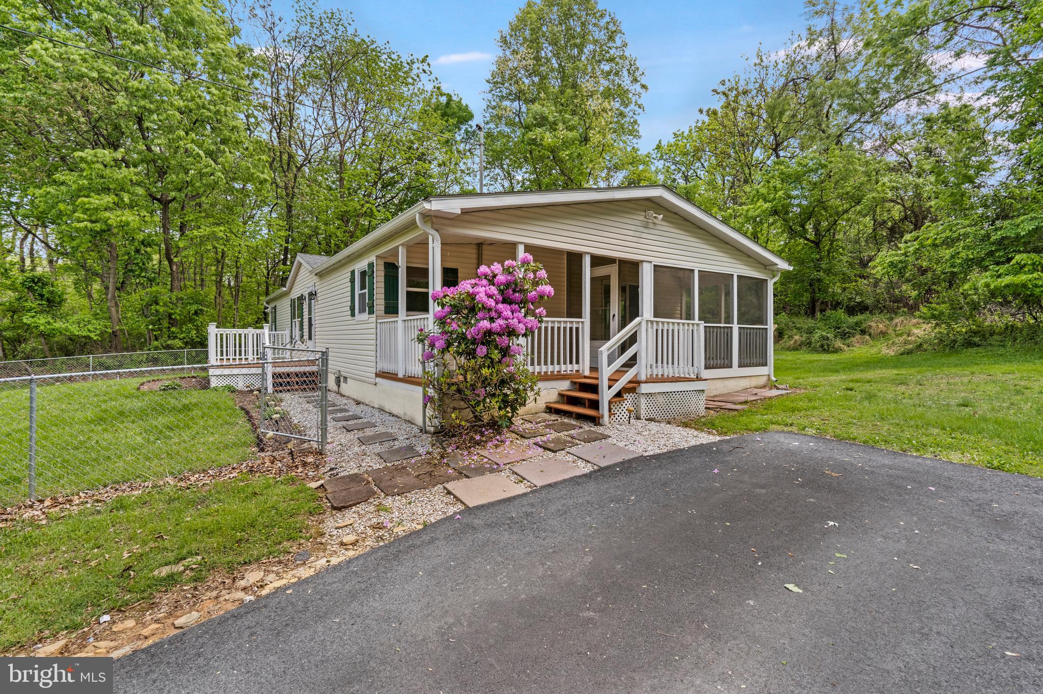 KEYES FERRY ACRES - Residential