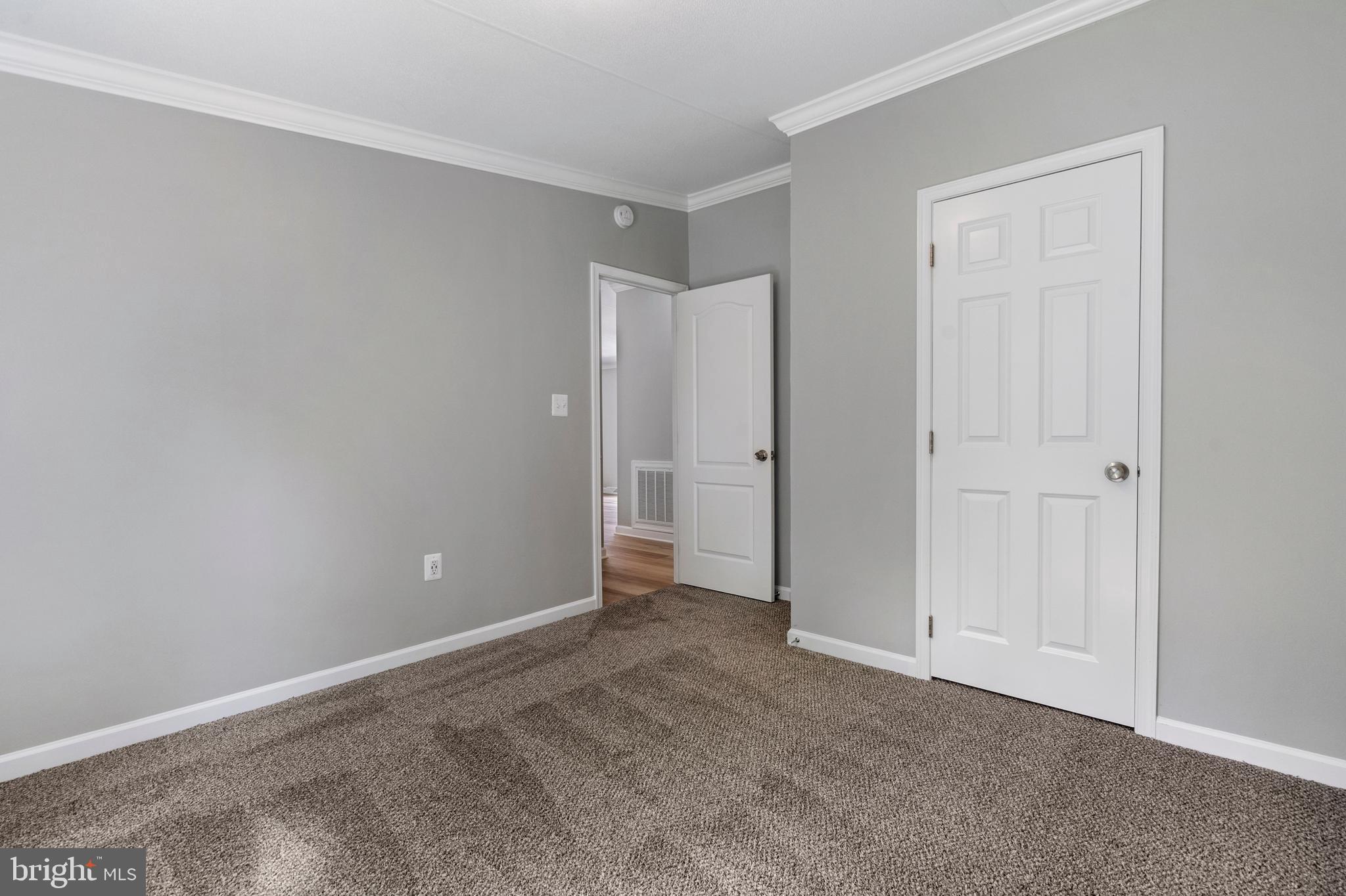 KEYES FERRY ACRES - Residential