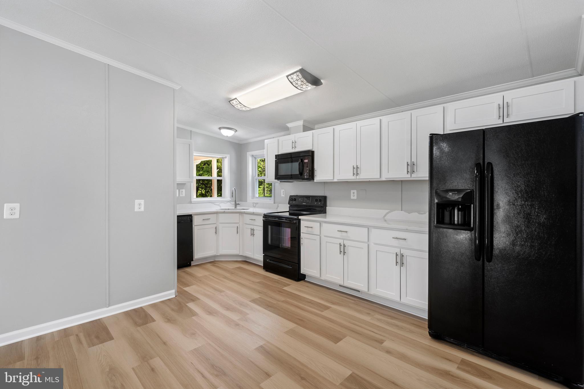 KEYES FERRY ACRES - Residential