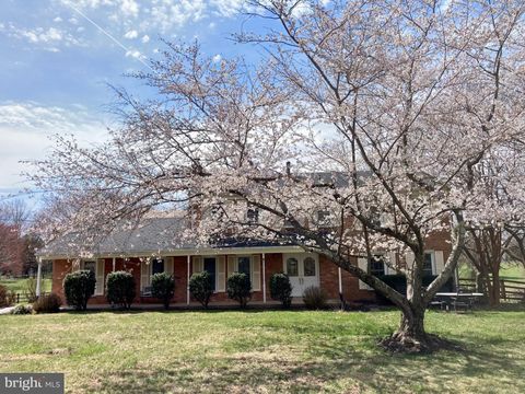 9613 CHEVALLE DRIVE MANASSAS VA 20112