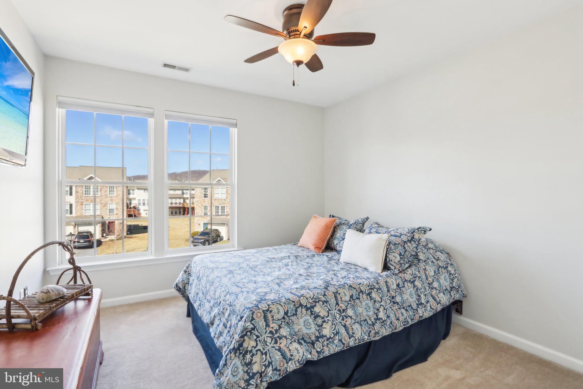 COUNTRYSIDE@U.SAUCON - Residential