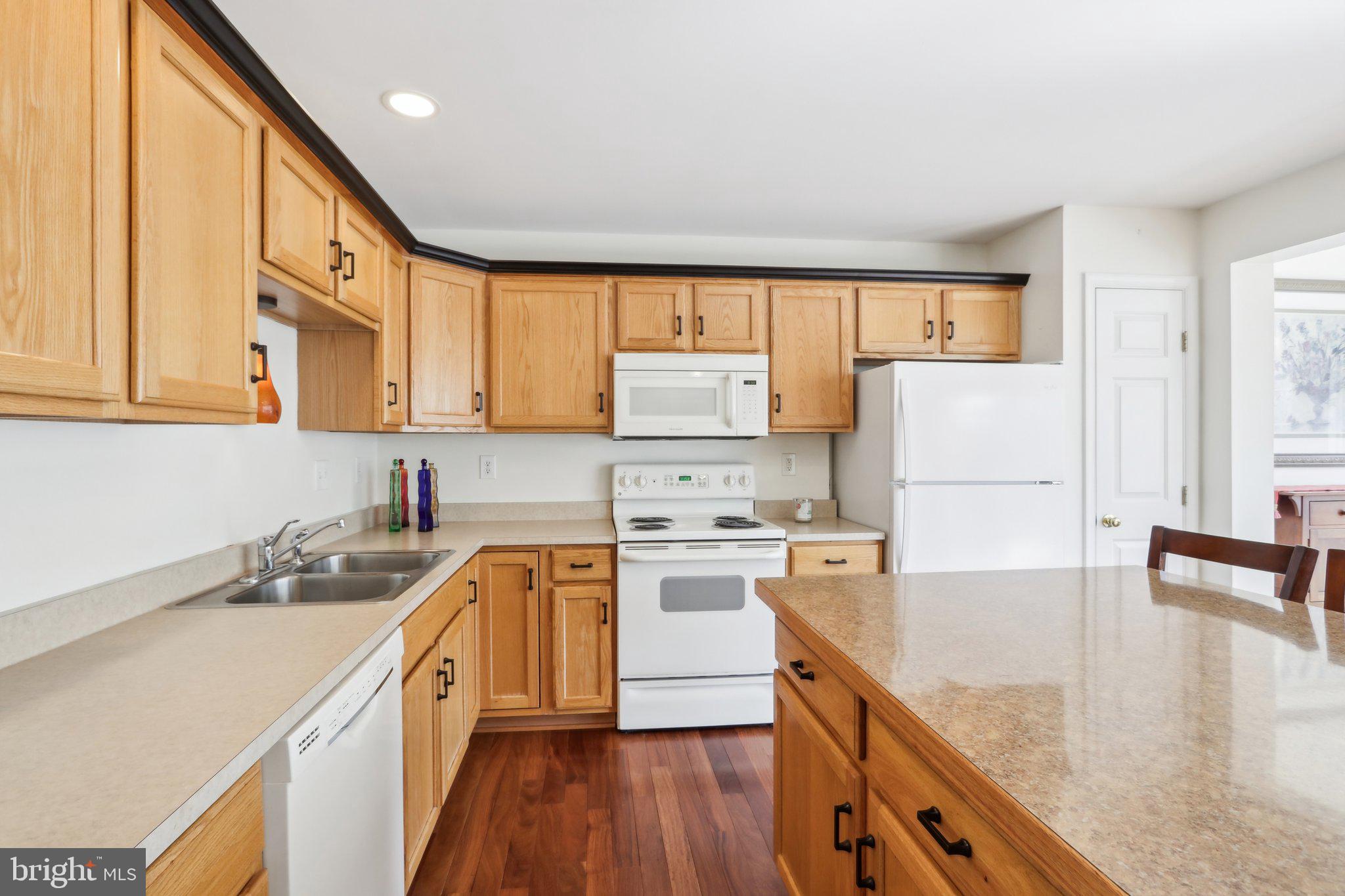 COUNTRYSIDE@U.SAUCON - Residential