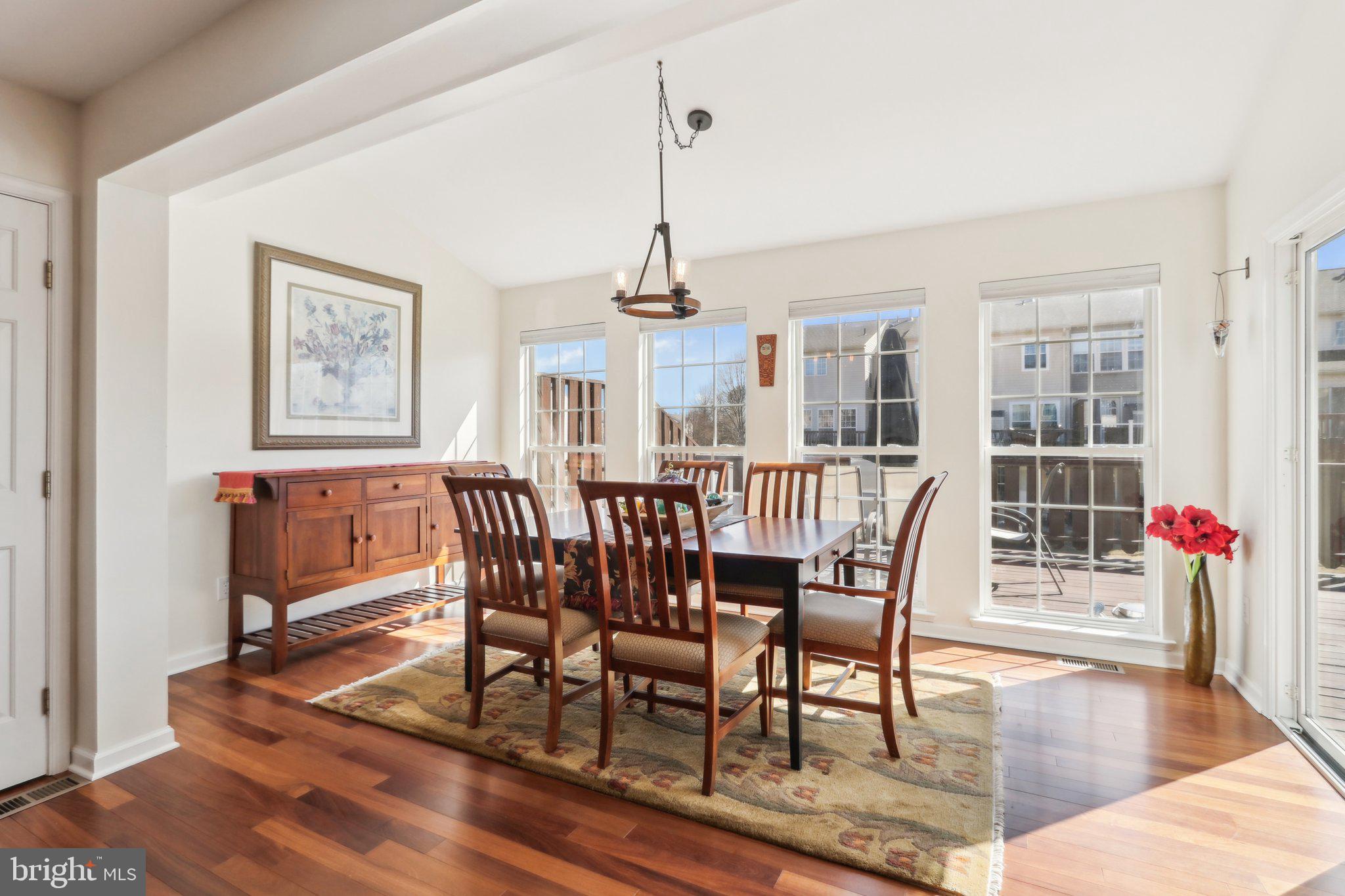 COUNTRYSIDE@U.SAUCON - Residential