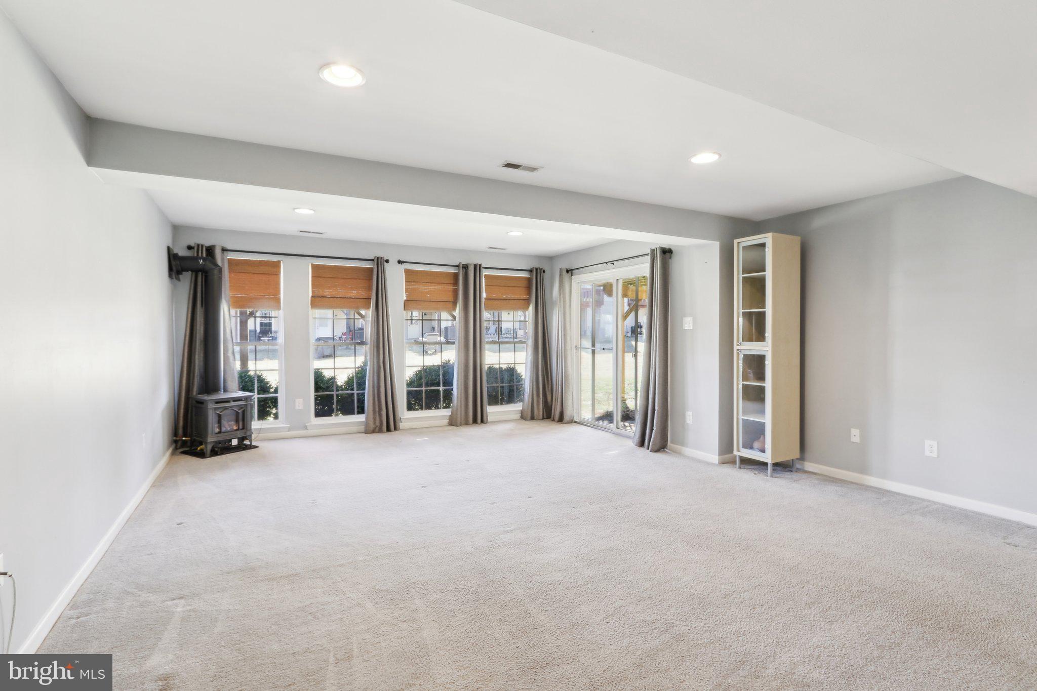 COUNTRYSIDE@U.SAUCON - Residential