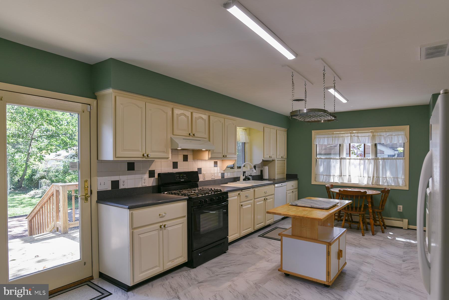 SPRING VALLEY - Residential