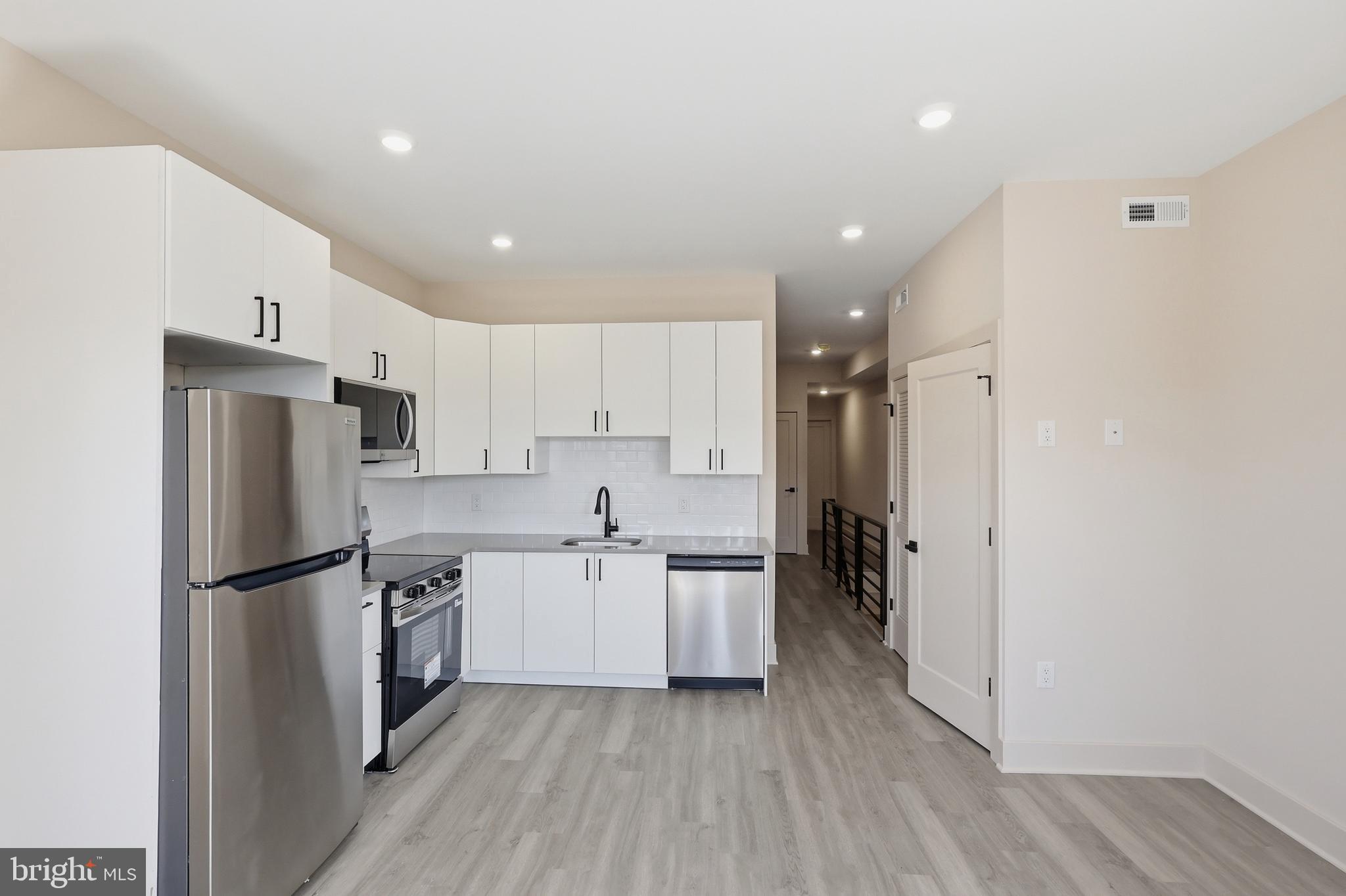 WEST PHILADELPHIA - Residential Income