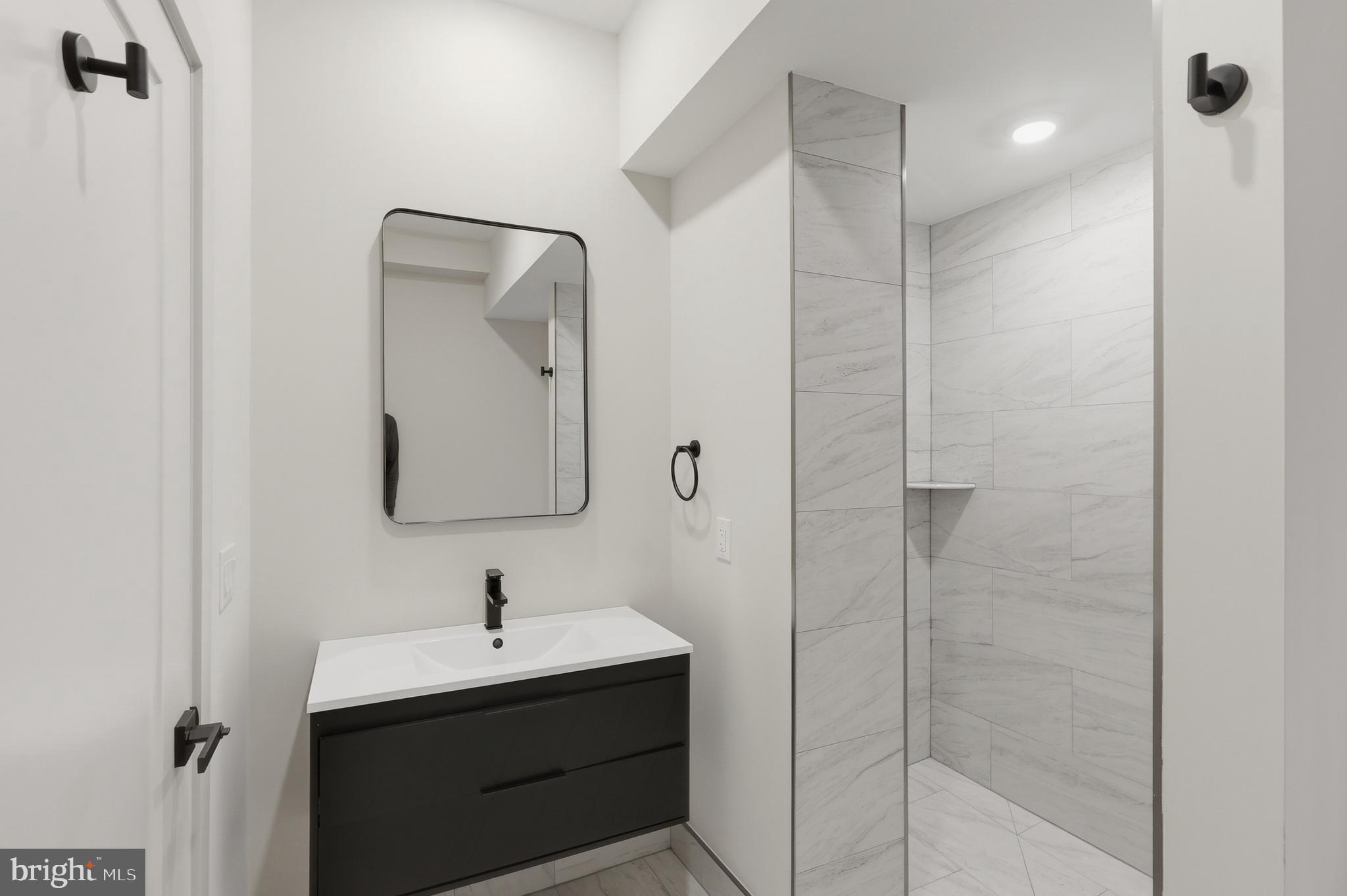 WEST PHILADELPHIA - Residential Income