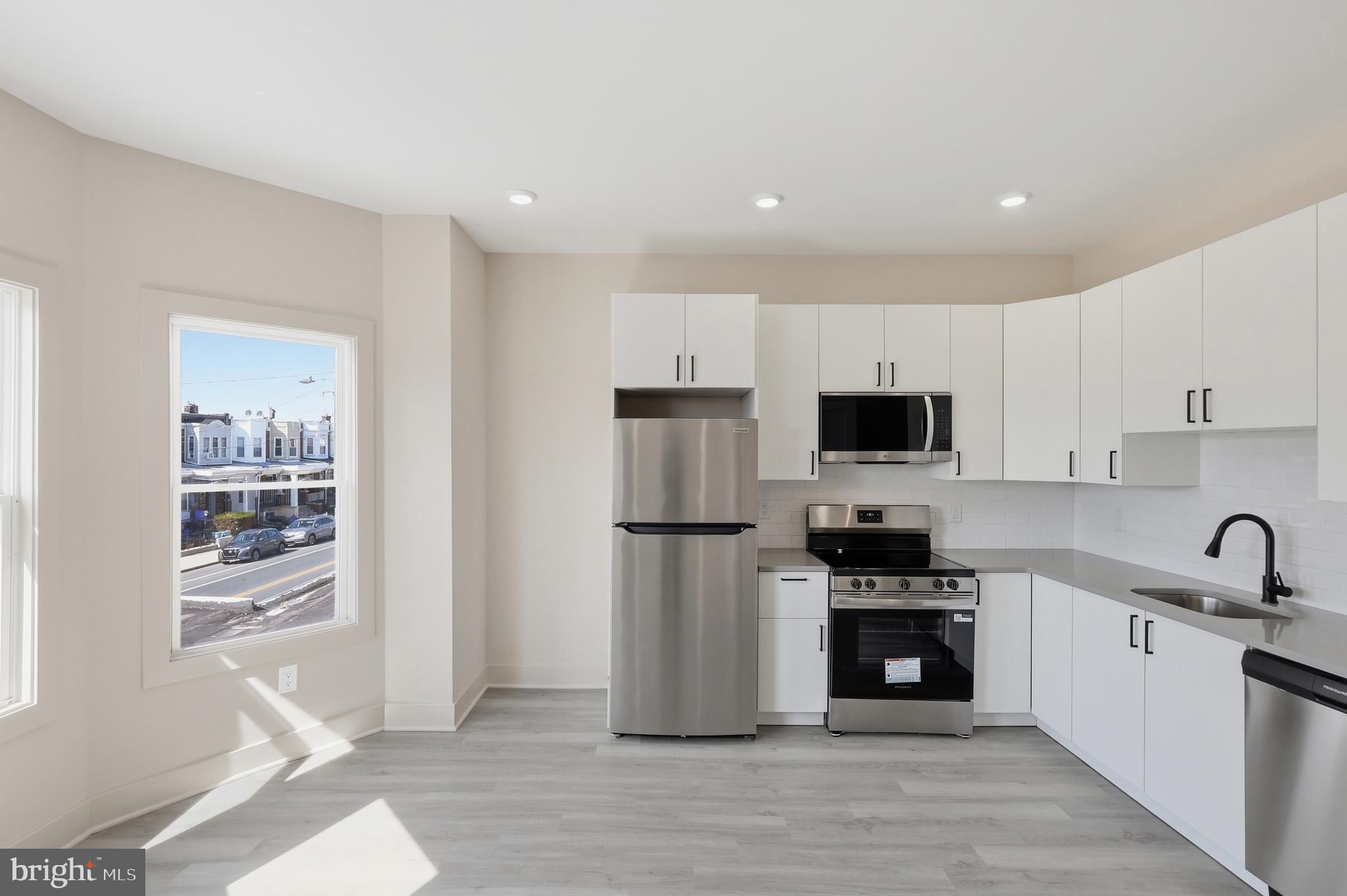 WEST PHILADELPHIA - Residential Income