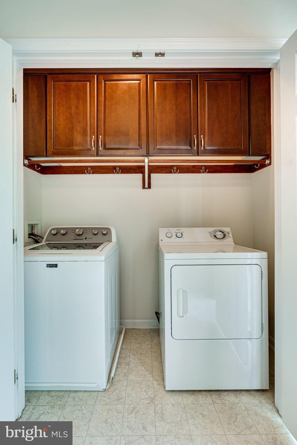 AMBERLEA AT SOUTH RIDING - Residential