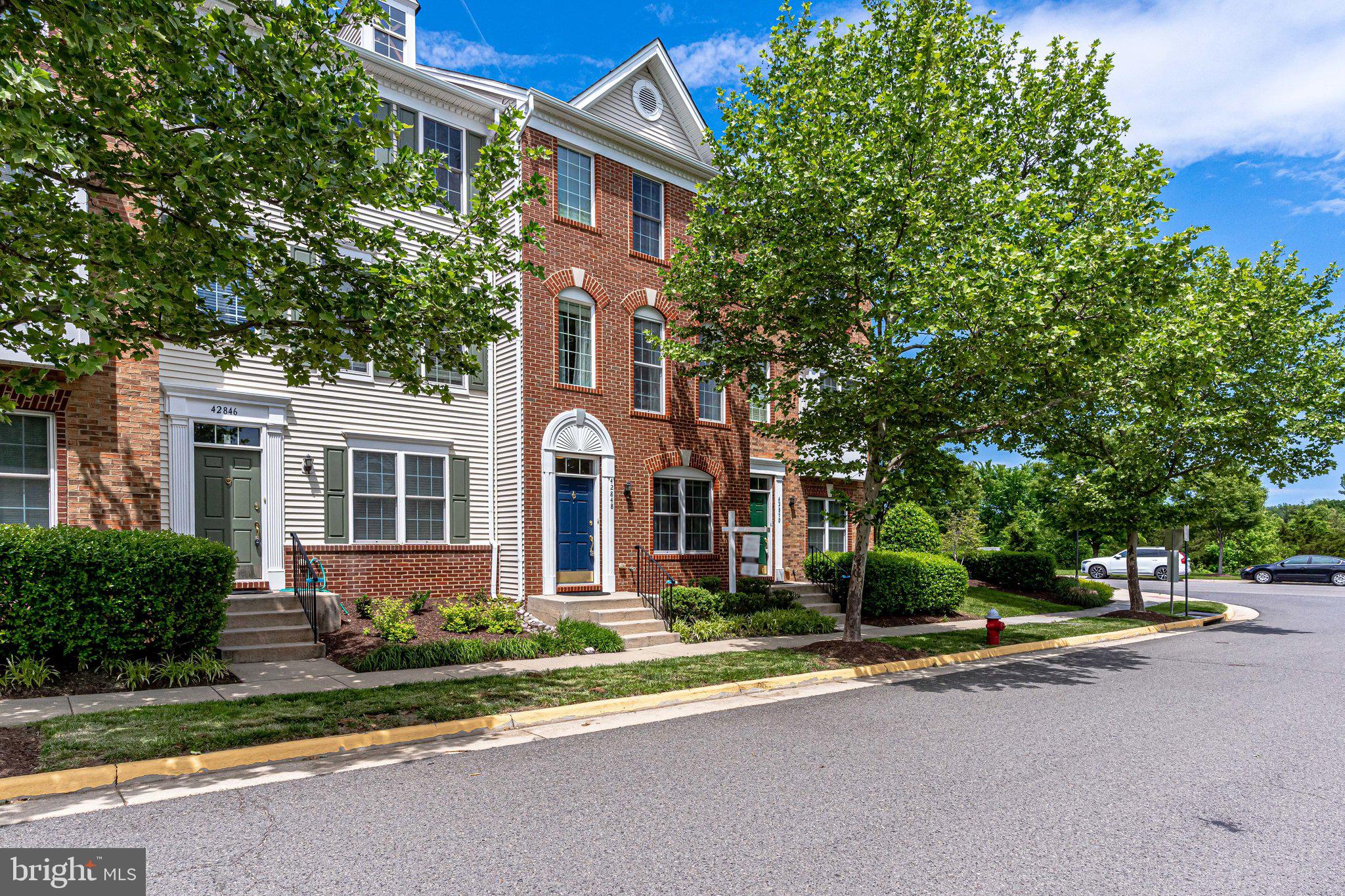 AMBERLEA AT SOUTH RIDING - Residential