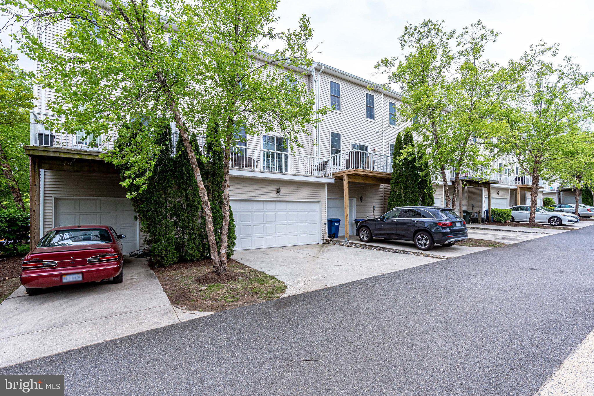 AMBERLEA AT SOUTH RIDING - Residential