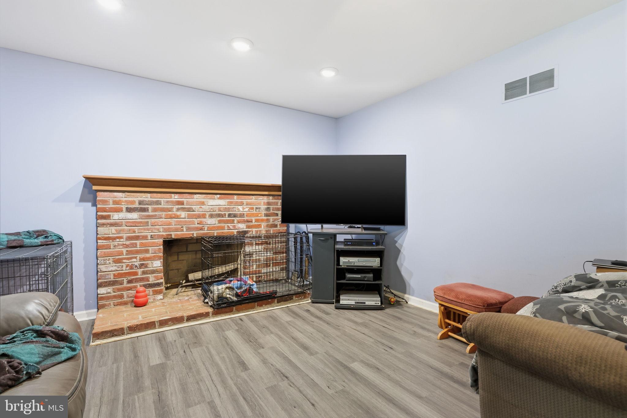 FAIRBRIDGE - Residential