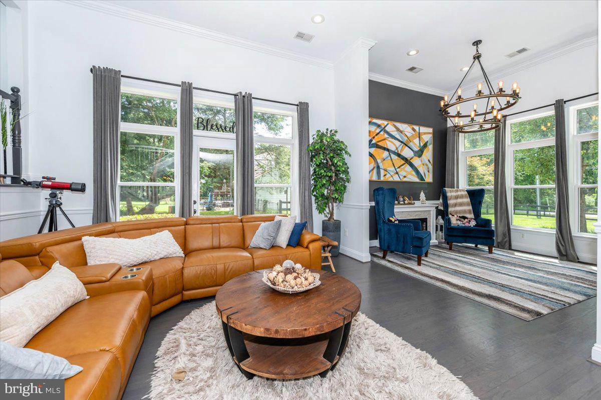 6109 COLCHESTER ROAD