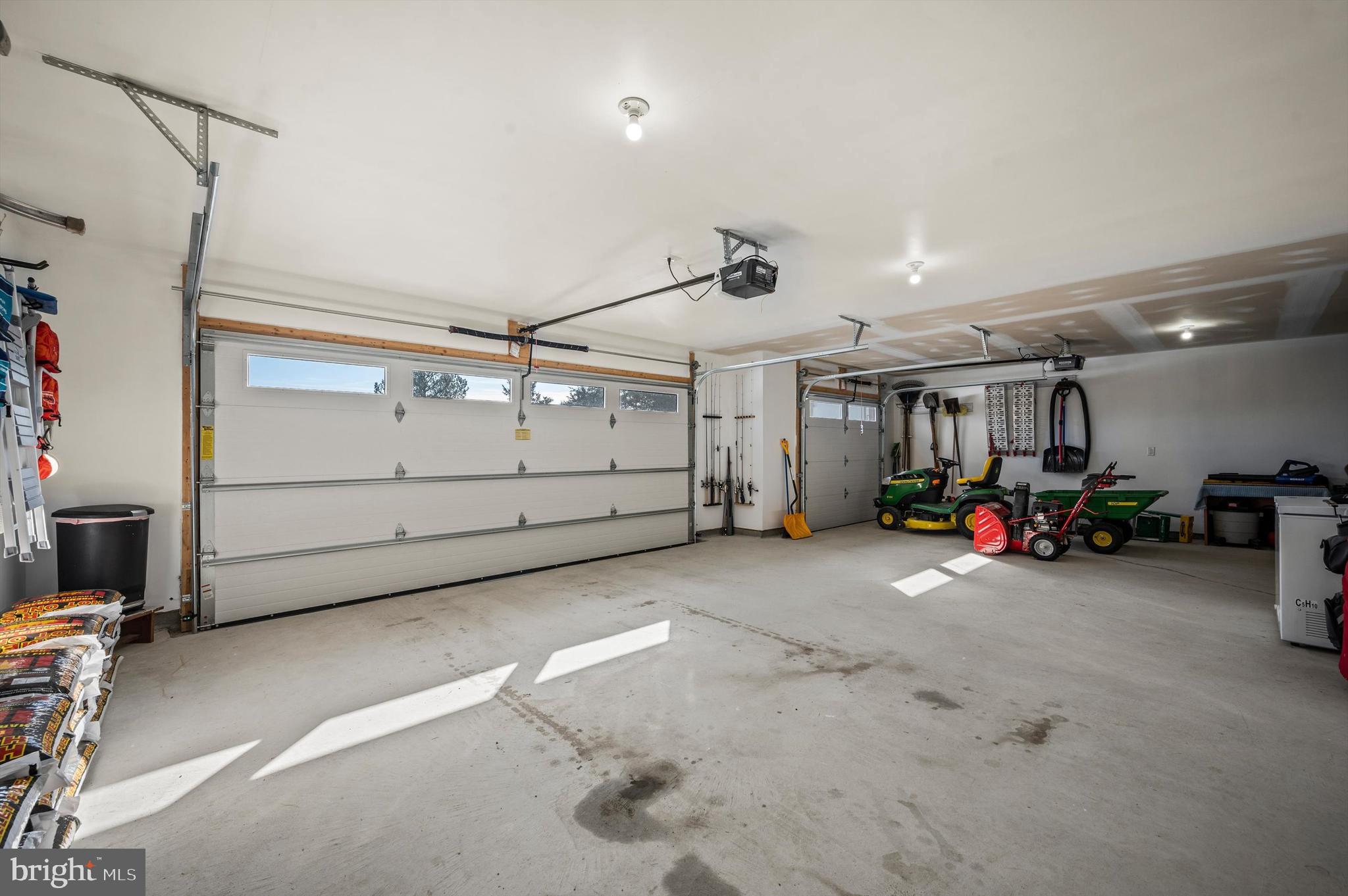 APPLE ORCHARD ACRES - Residential