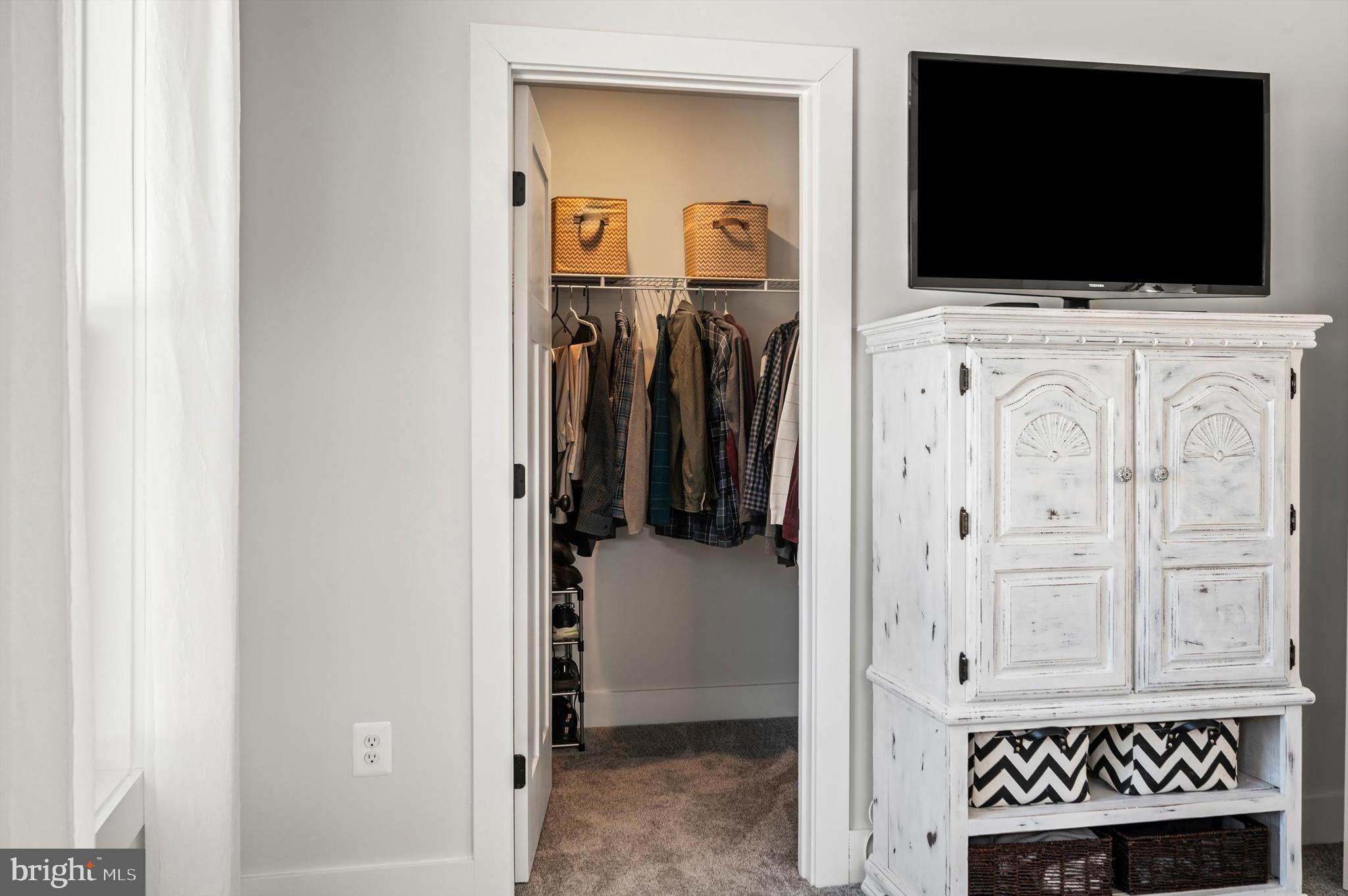 APPLE ORCHARD ACRES - Residential