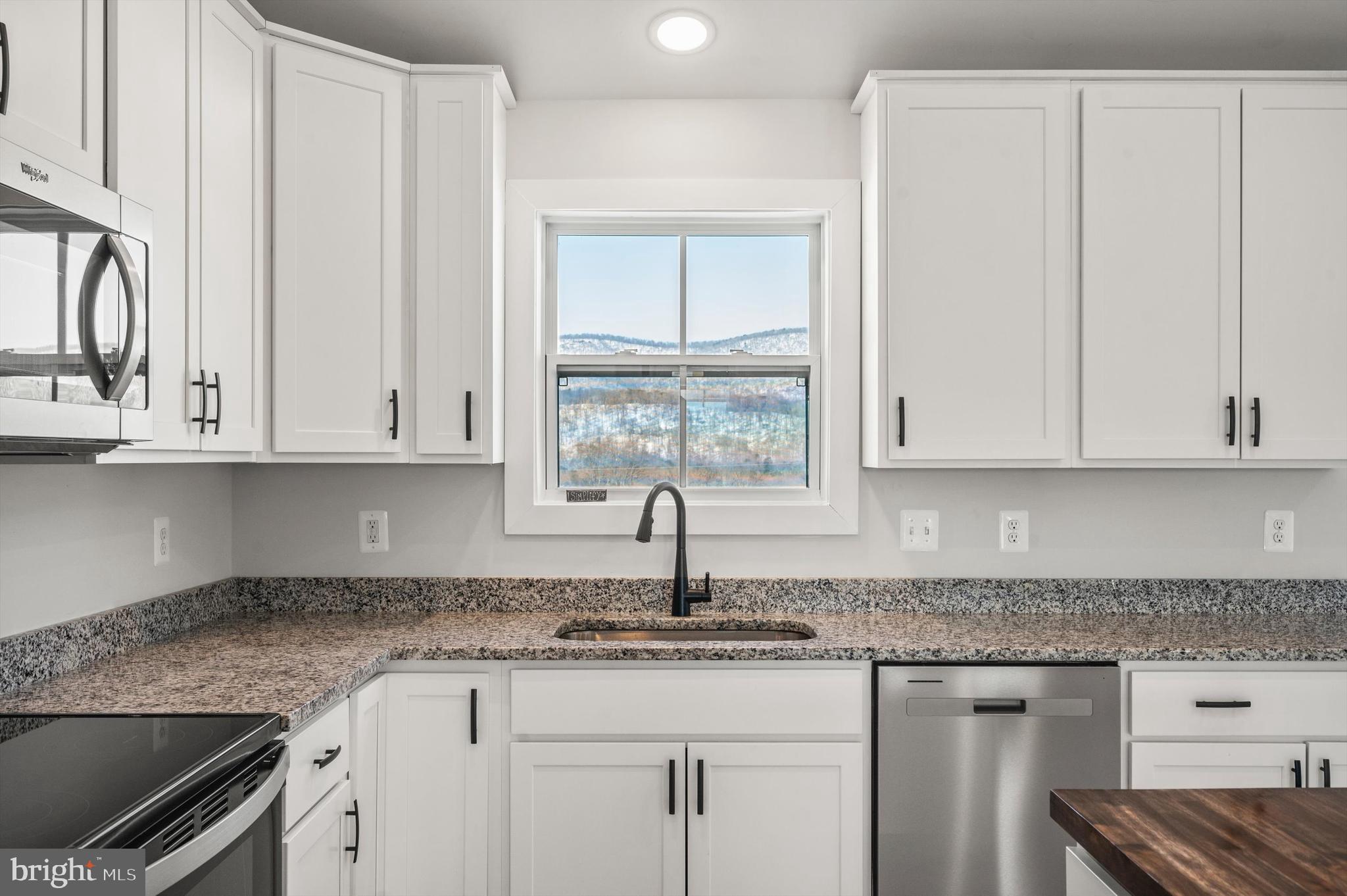 APPLE ORCHARD ACRES - Residential