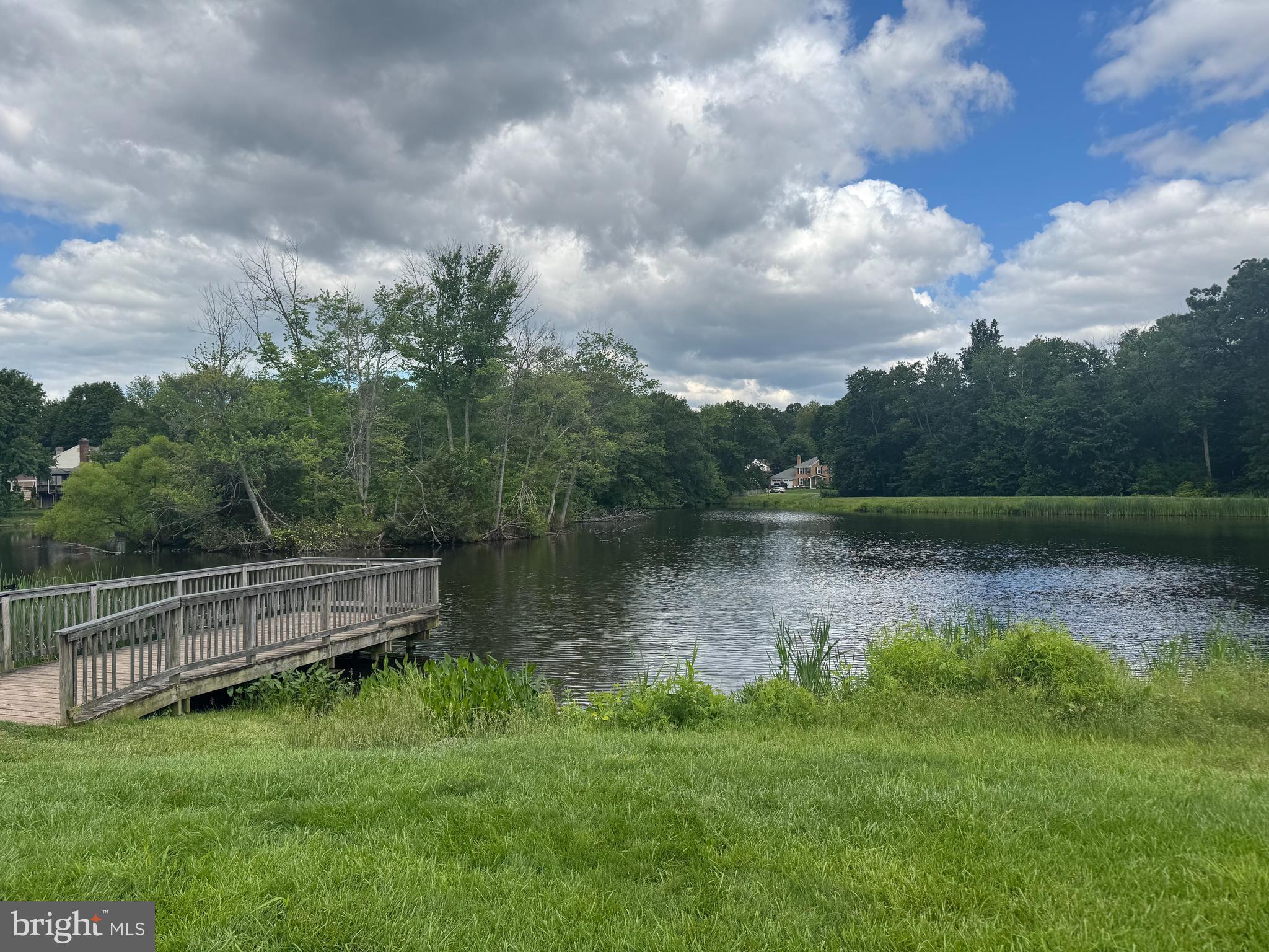 STILL OAKS - Residential