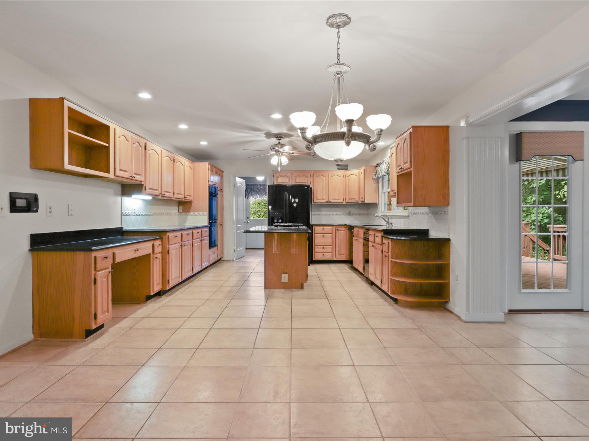 STILL OAKS - Residential