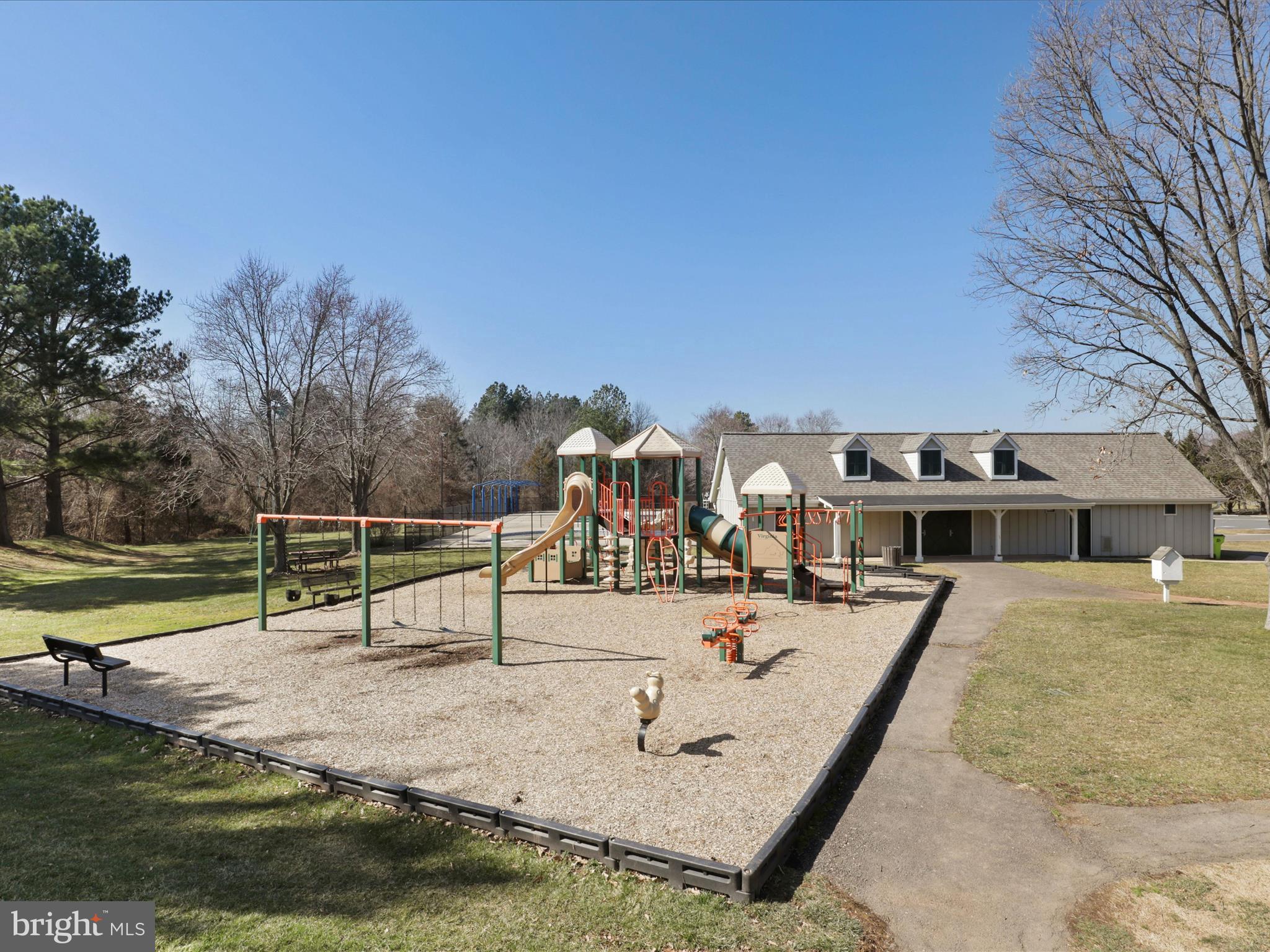 STILL OAKS - Residential