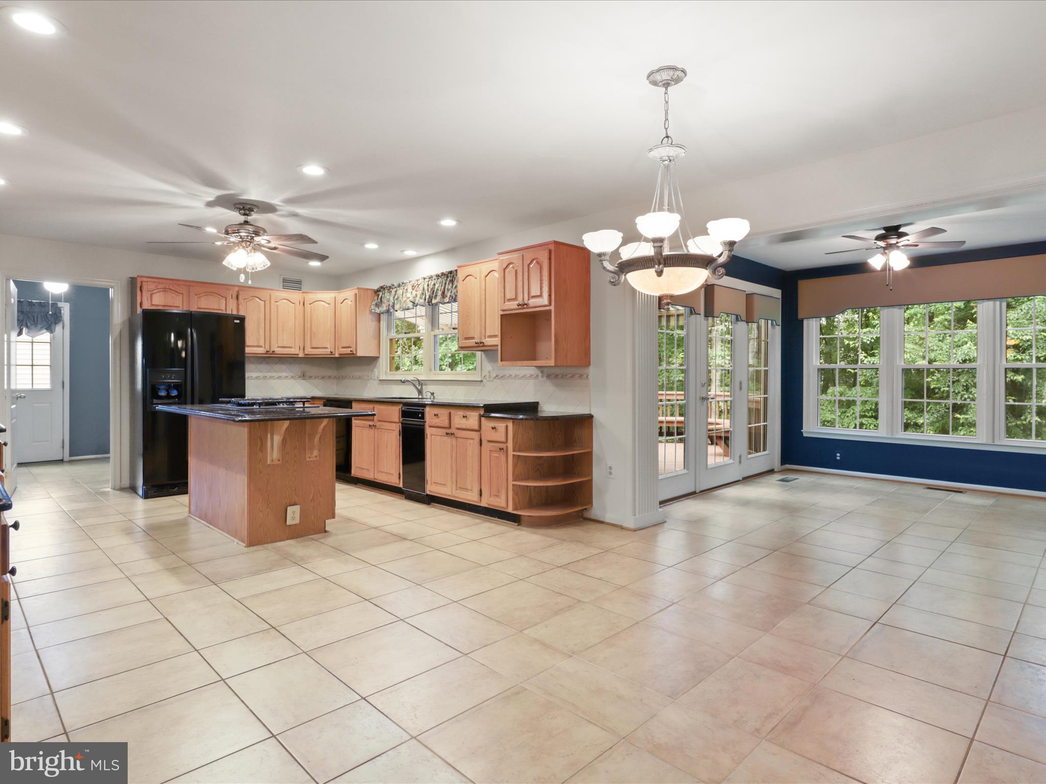 STILL OAKS - Residential