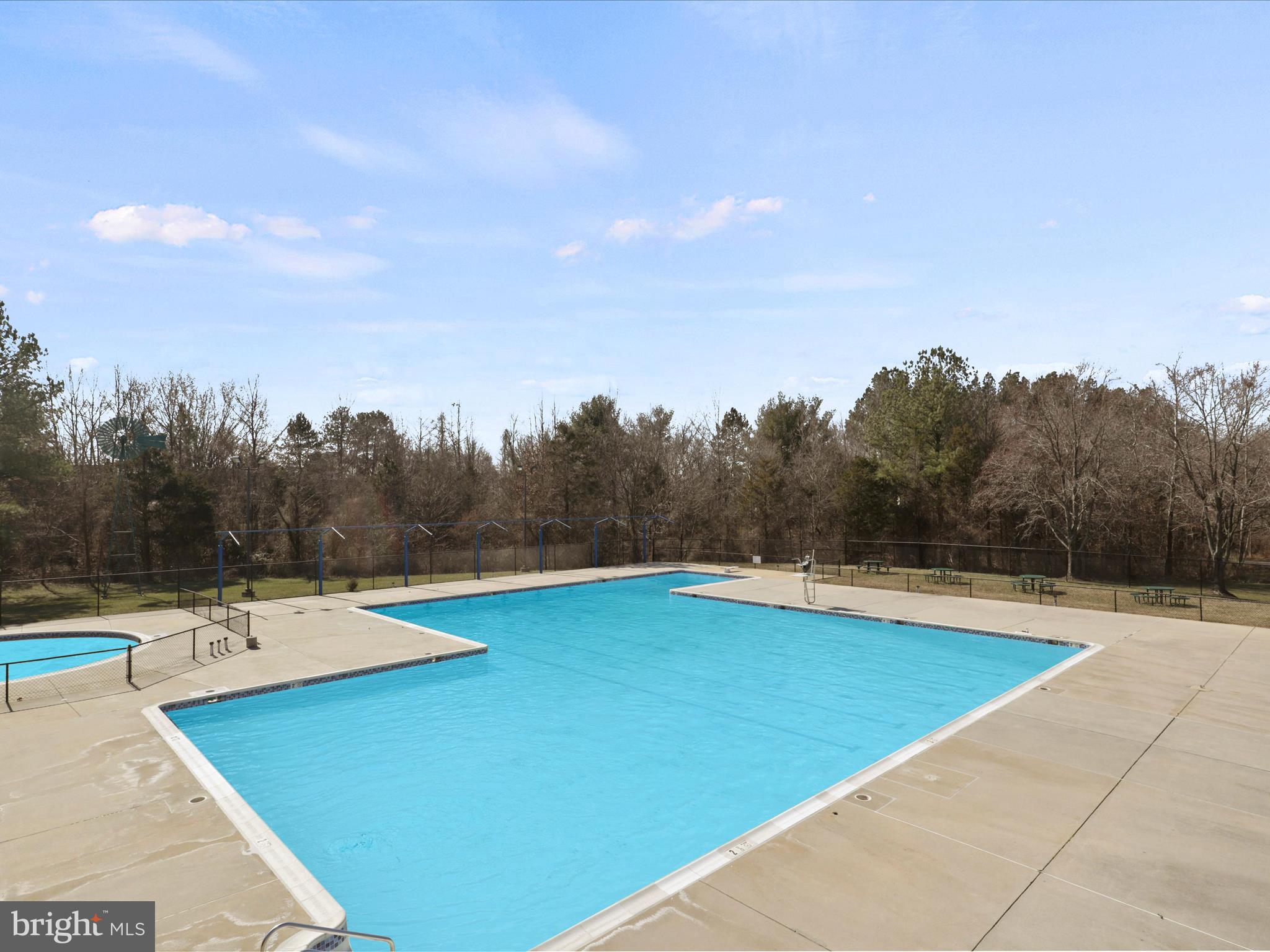 STILL OAKS - Residential