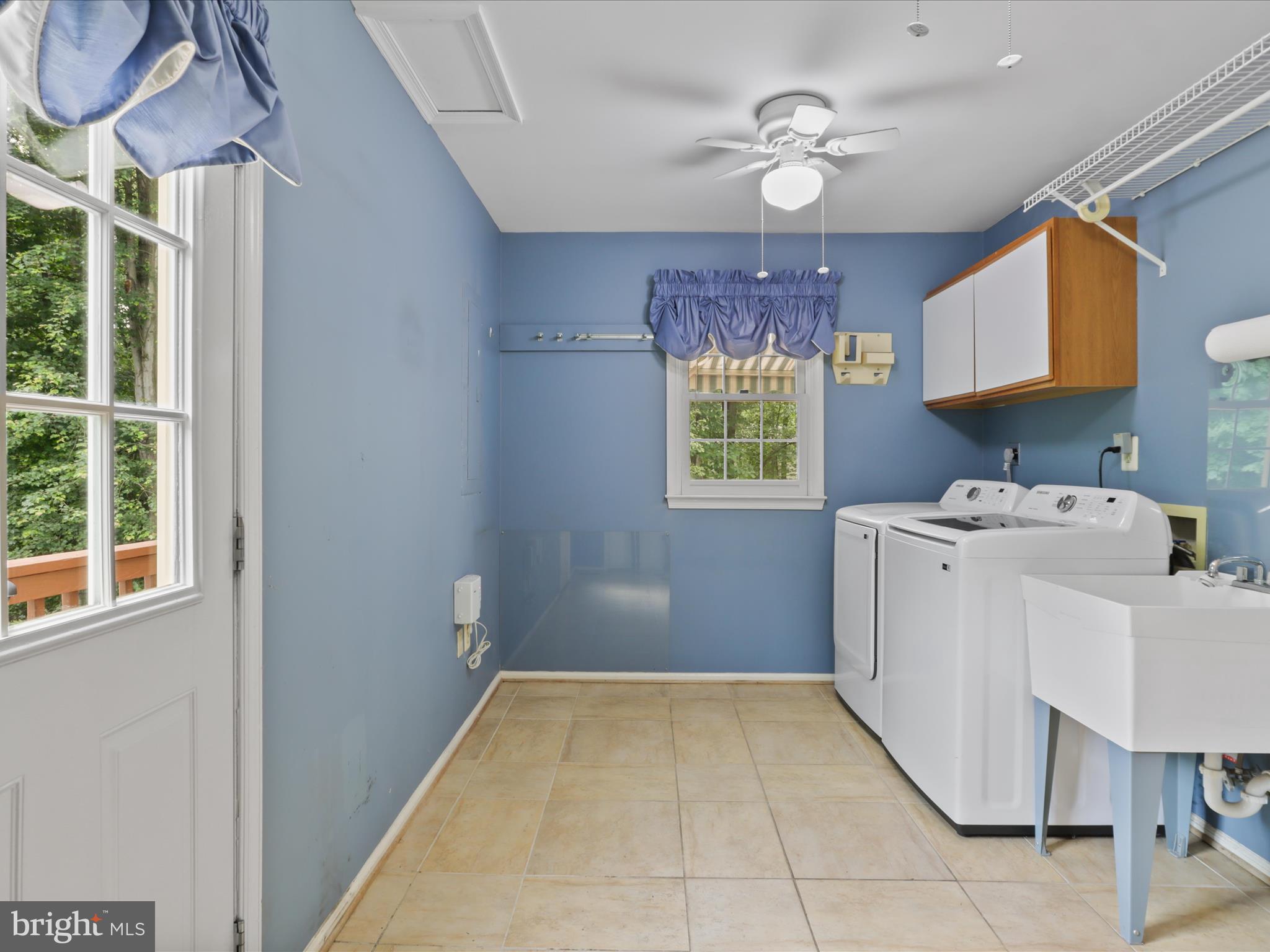 STILL OAKS - Residential