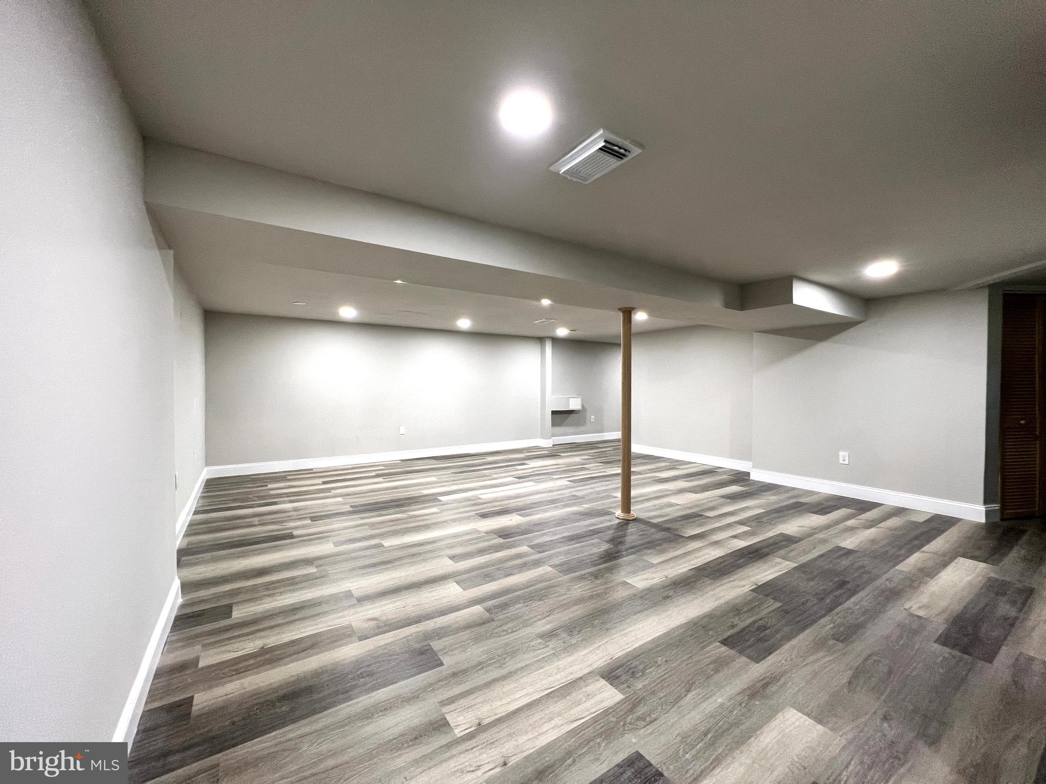 THUNDER HILL - Residential