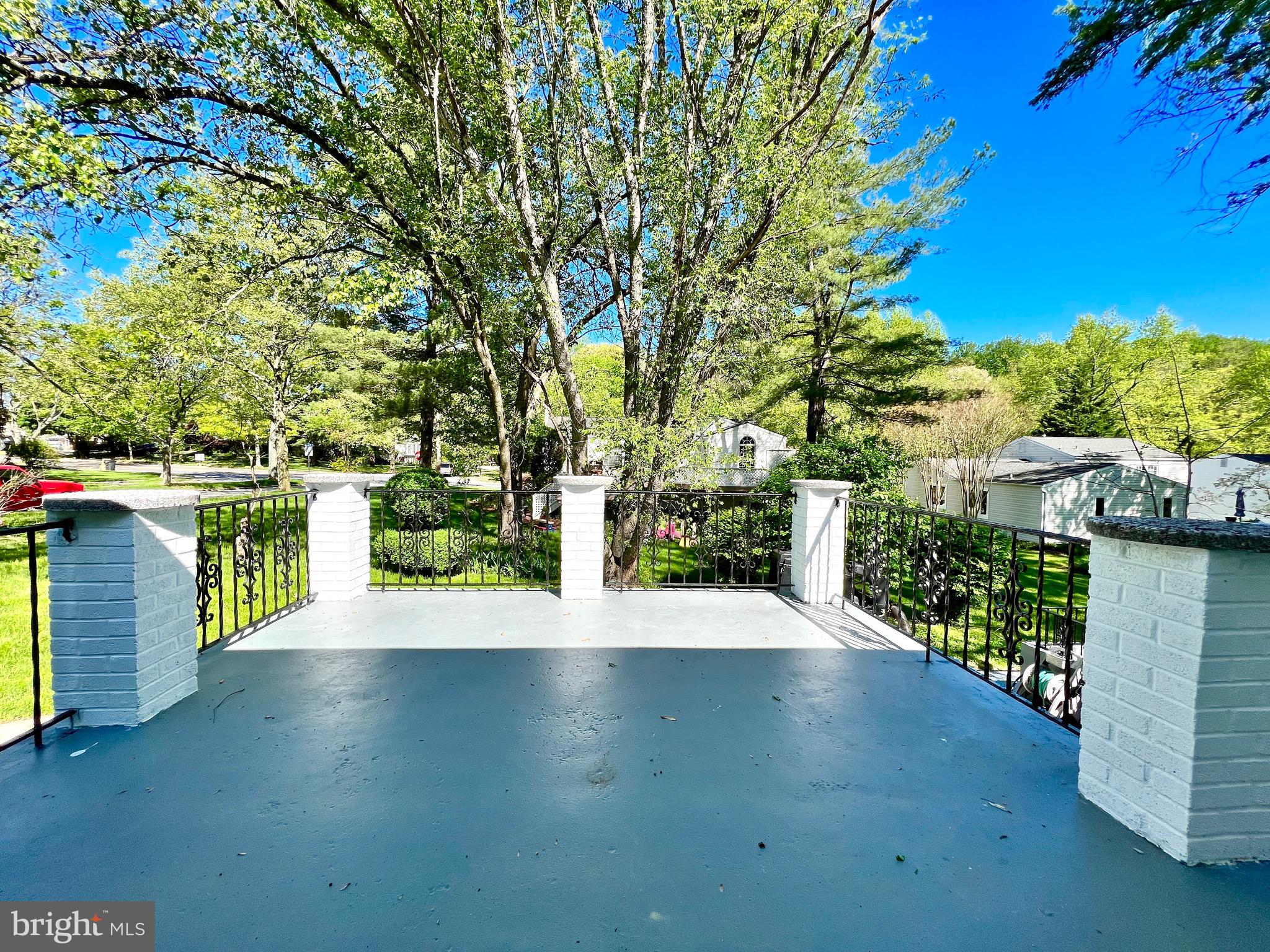 THUNDER HILL - Residential