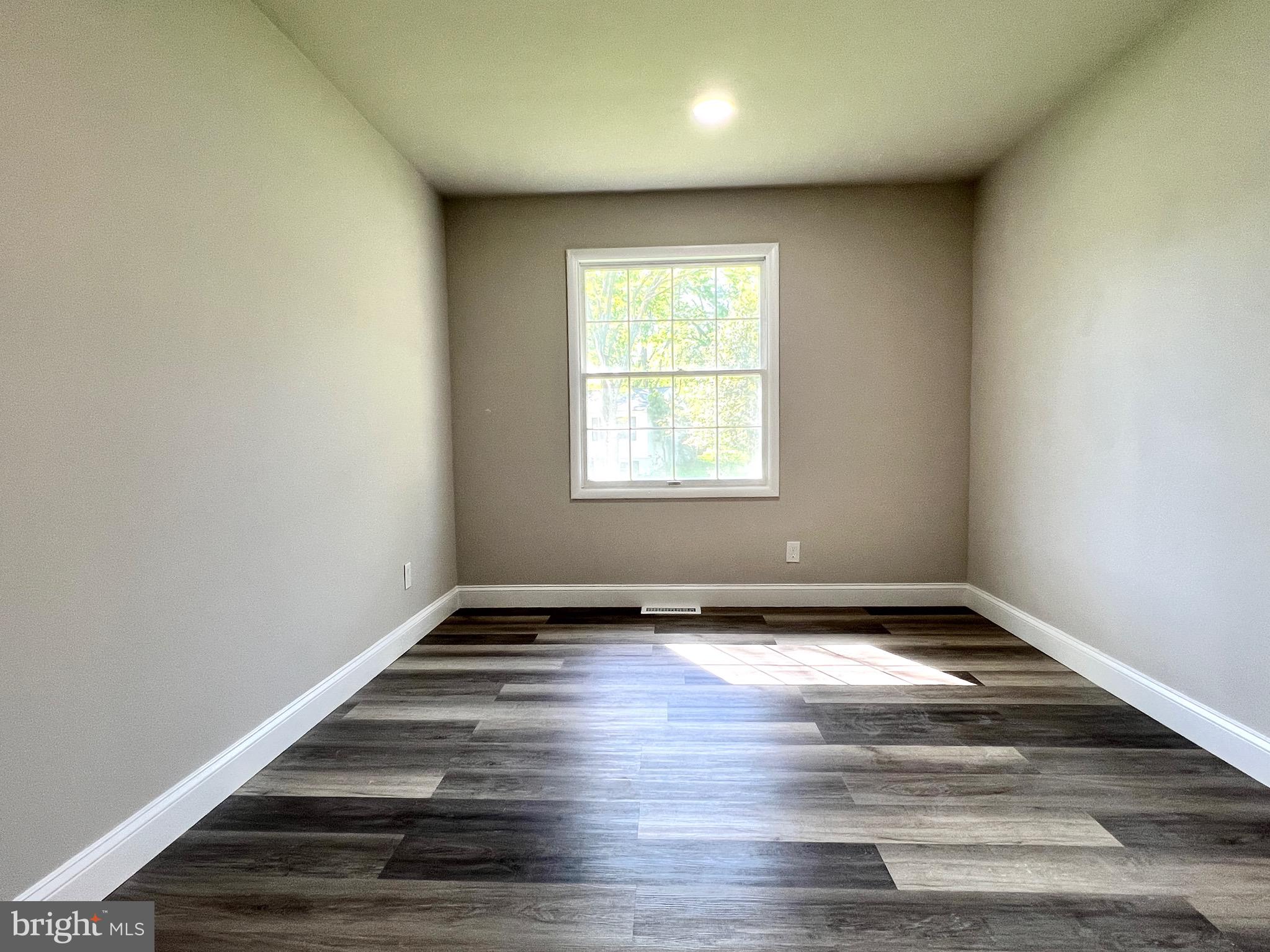 THUNDER HILL - Residential