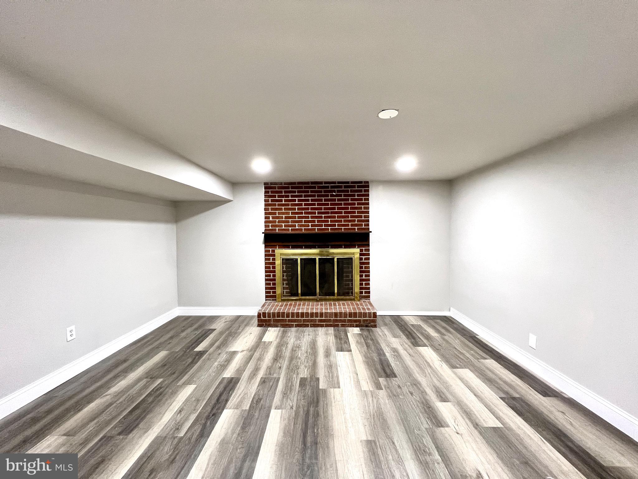 THUNDER HILL - Residential