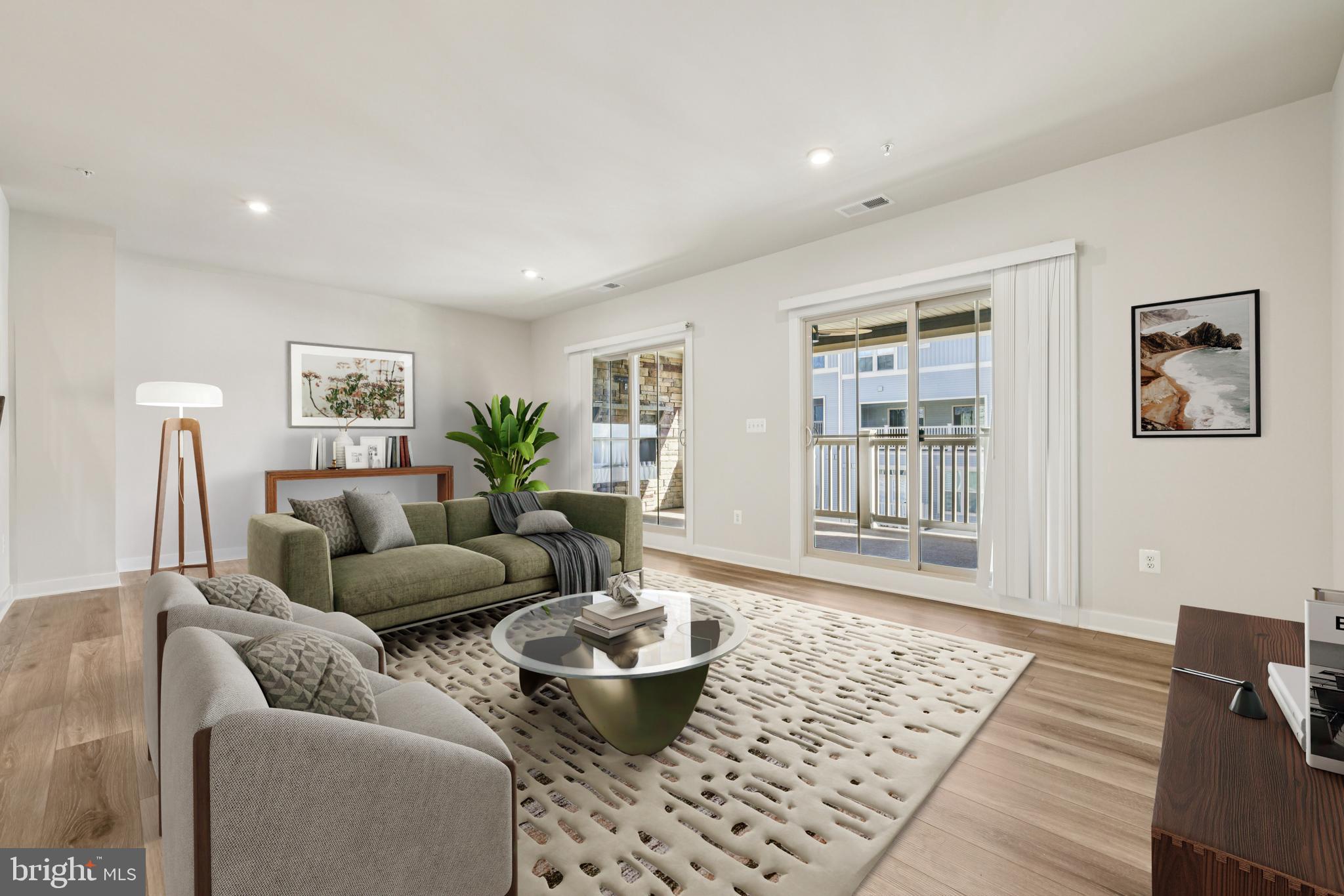 TOWN SQUARE ROW - Residential