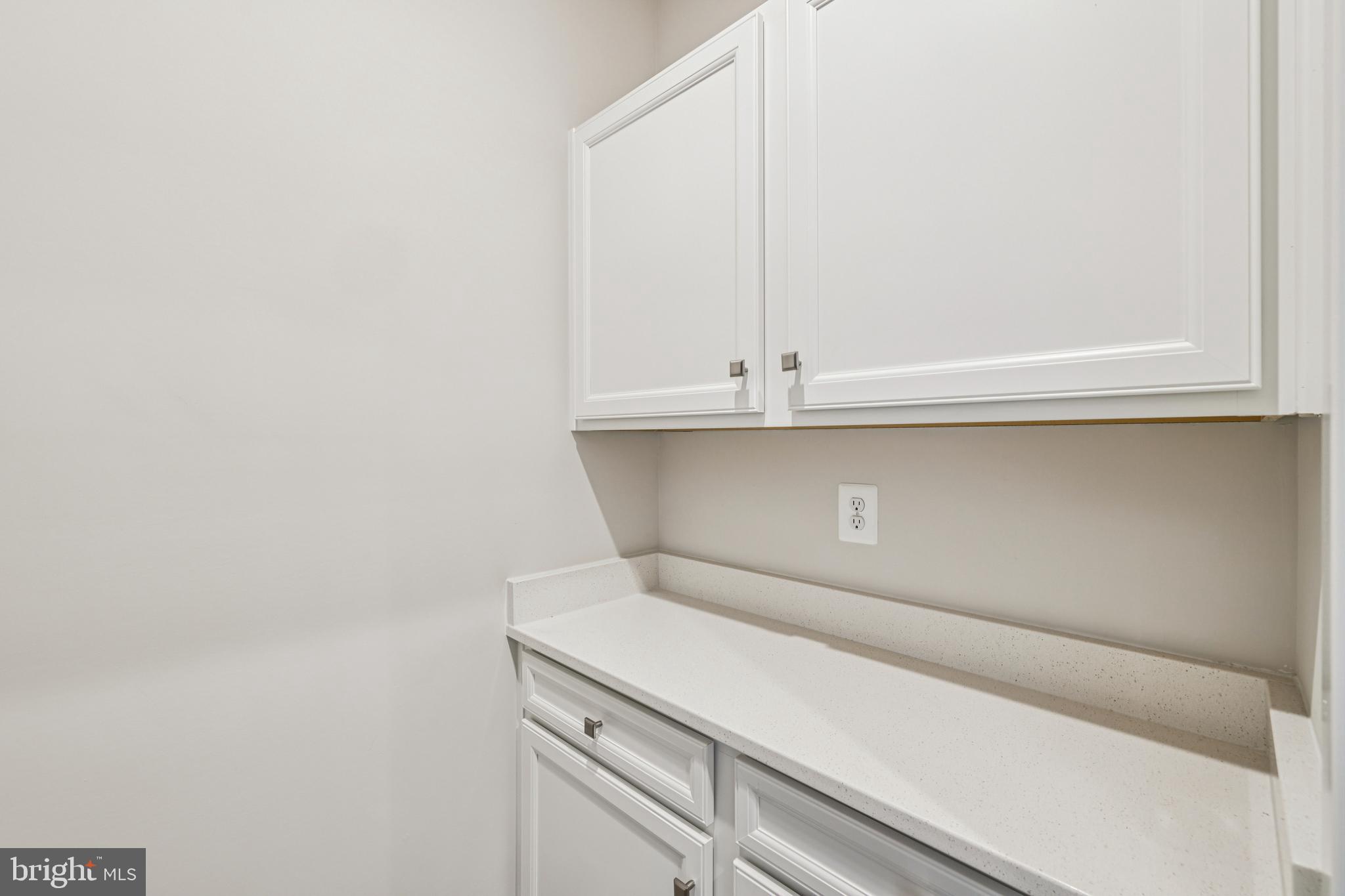 TOWN SQUARE ROW - Residential