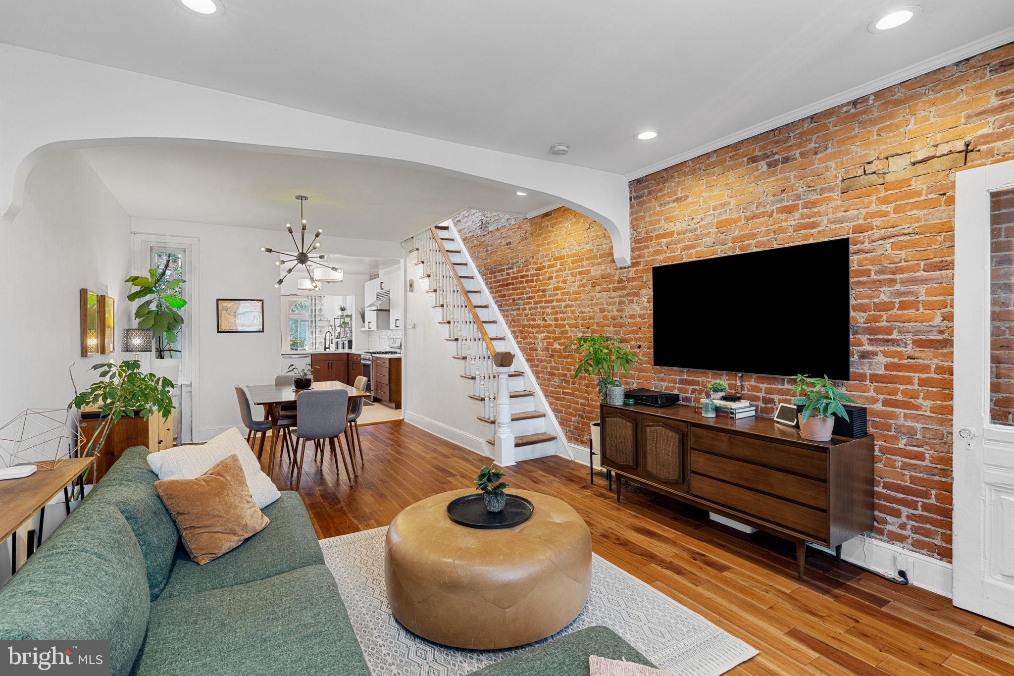 PHILADELPHIA - Residential