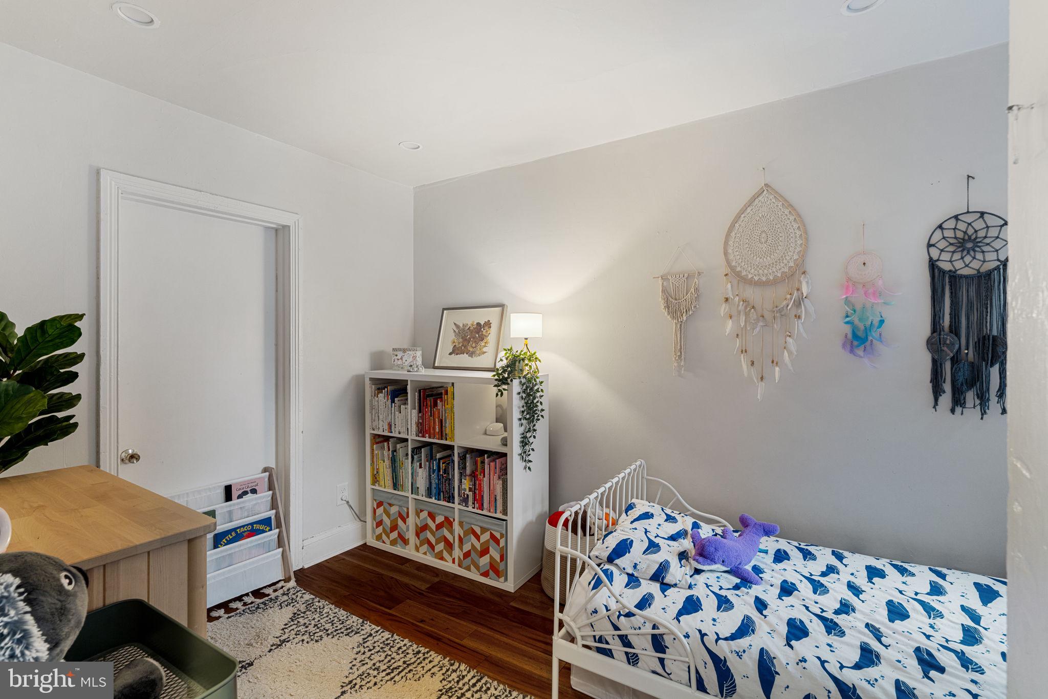 PHILADELPHIA - Residential