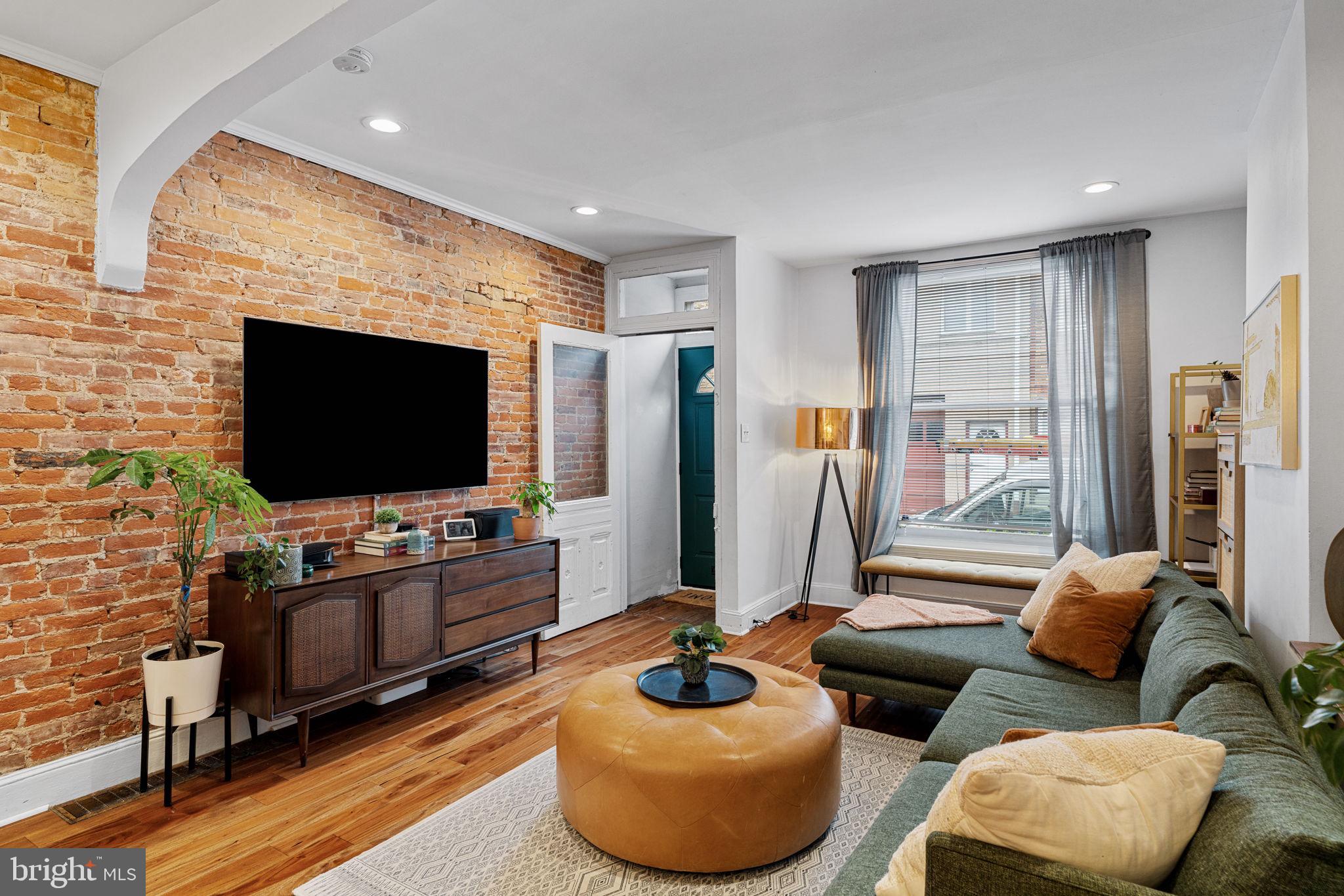 PHILADELPHIA - Residential