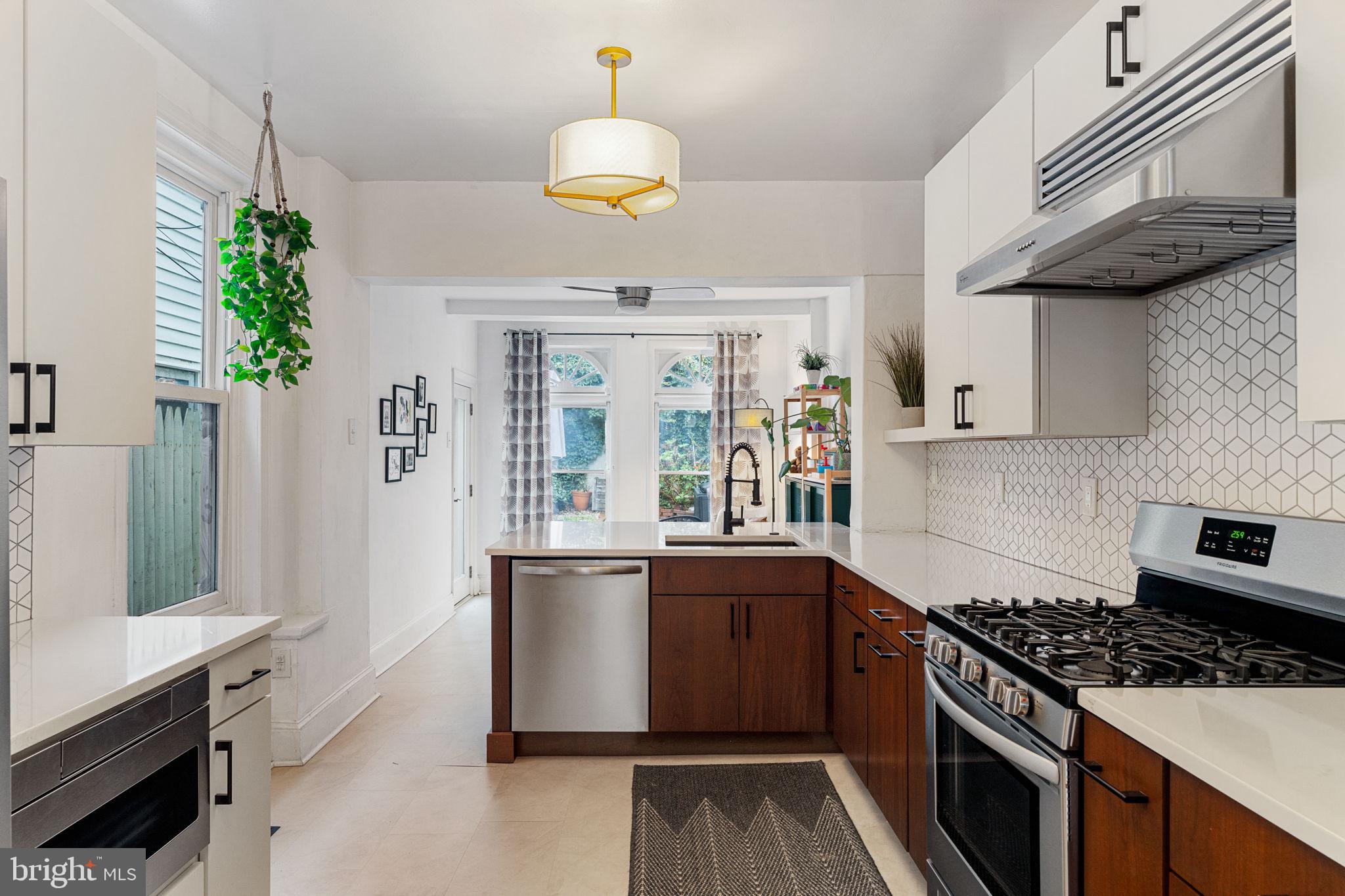 PHILADELPHIA - Residential