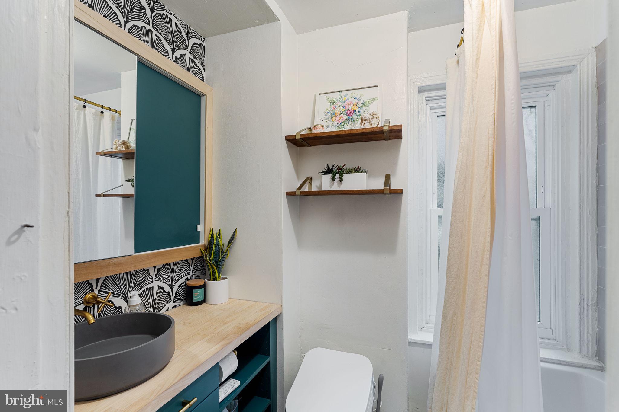 PHILADELPHIA - Residential