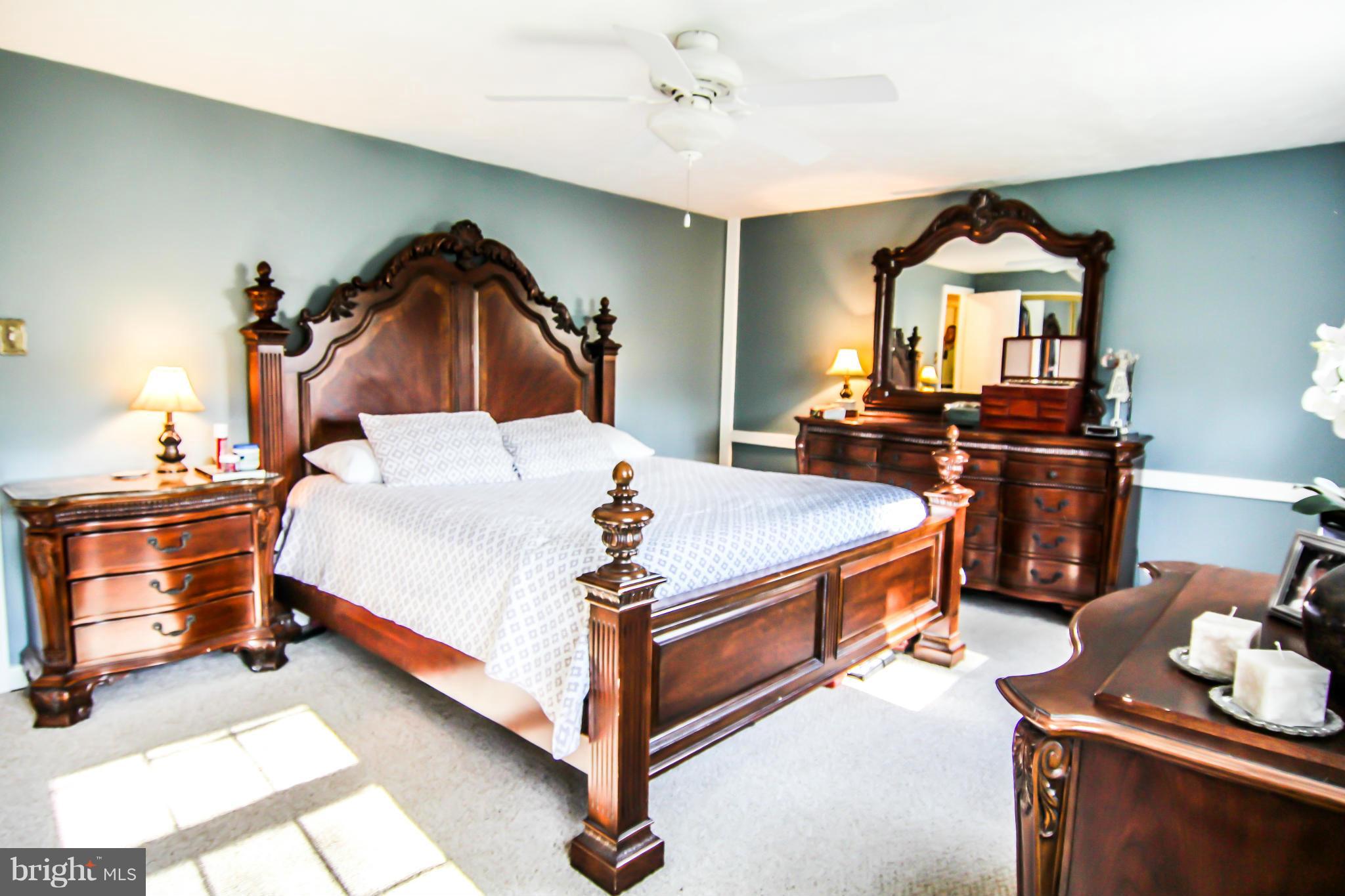 MONTCLAIR - Residential